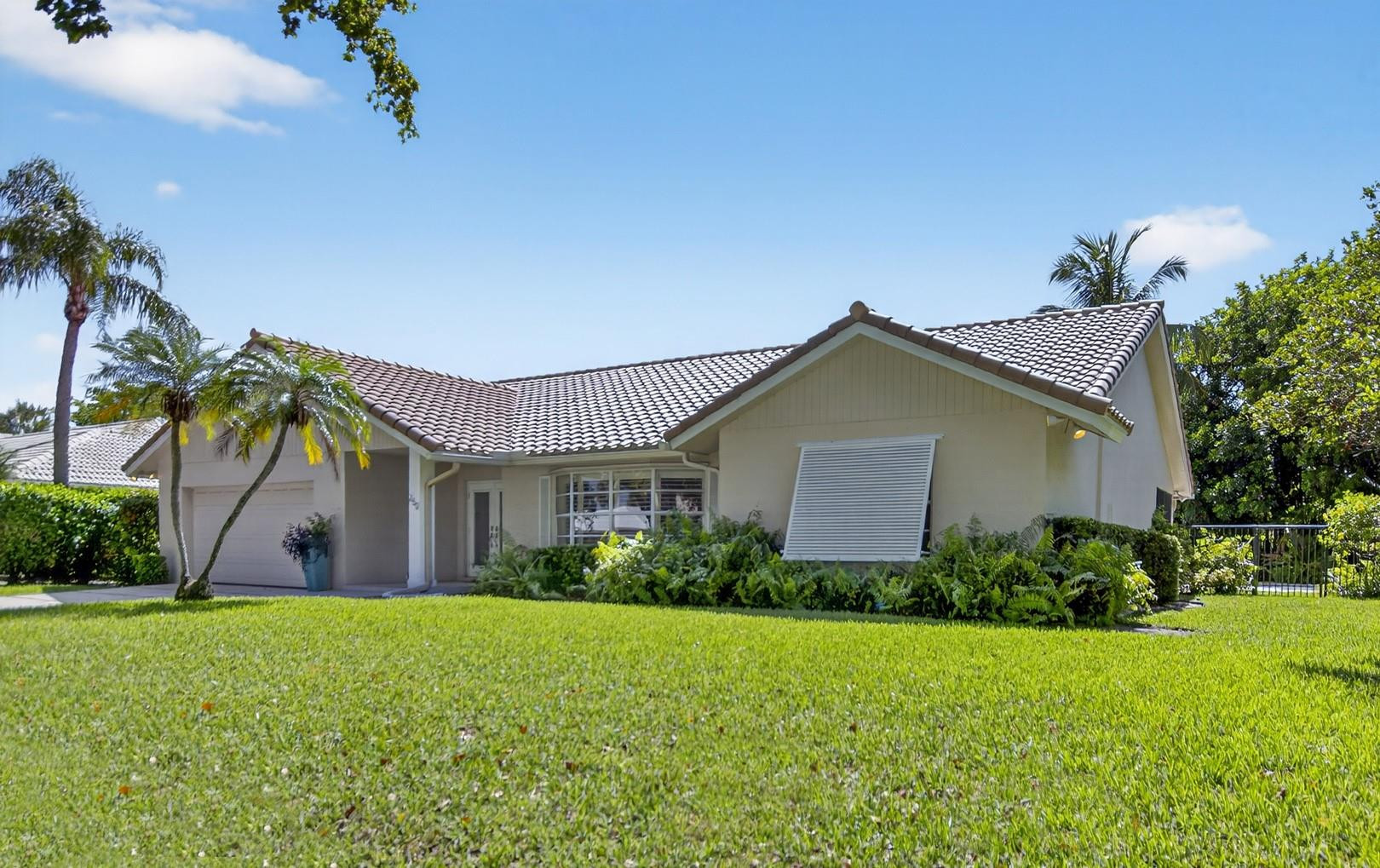 250 Woodlake Lane