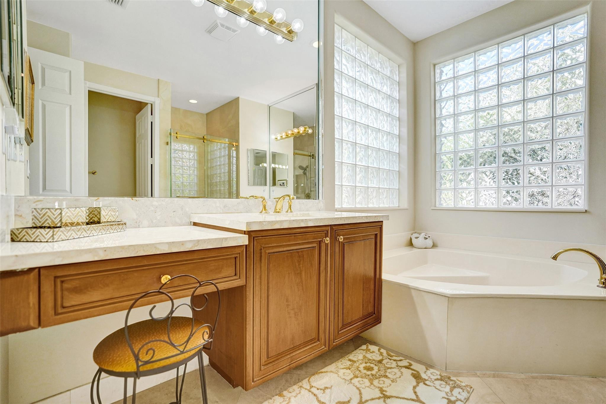 11319 Kona Court