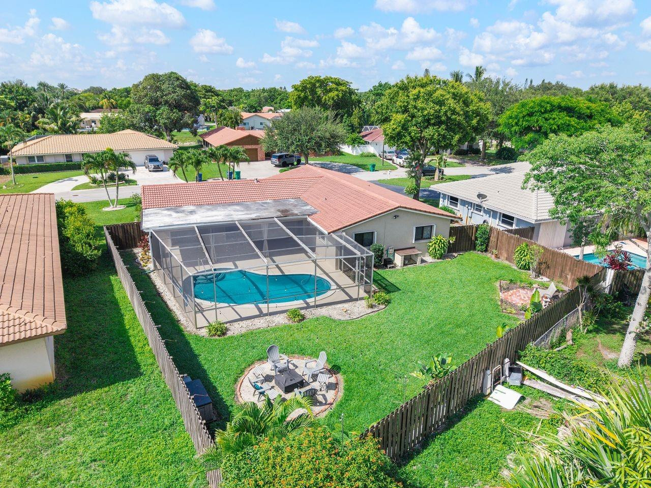 8477 NW 27th Drive