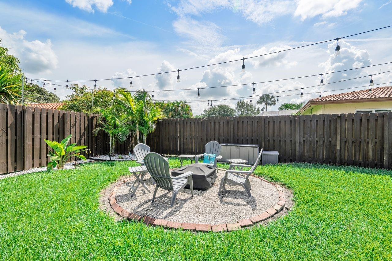 8477 NW 27th Drive