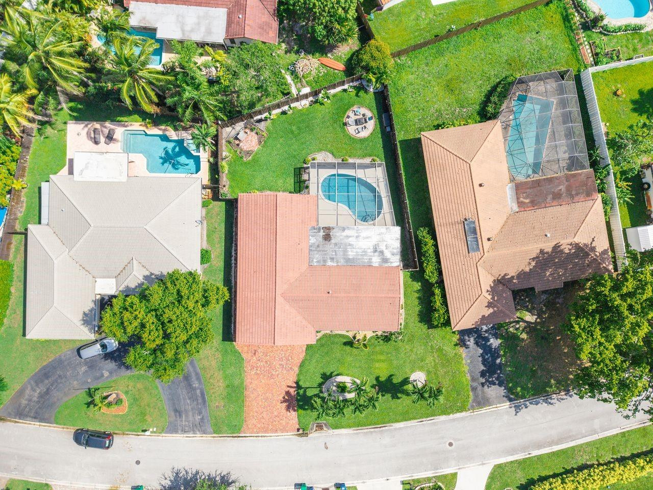 8477 NW 27th Drive