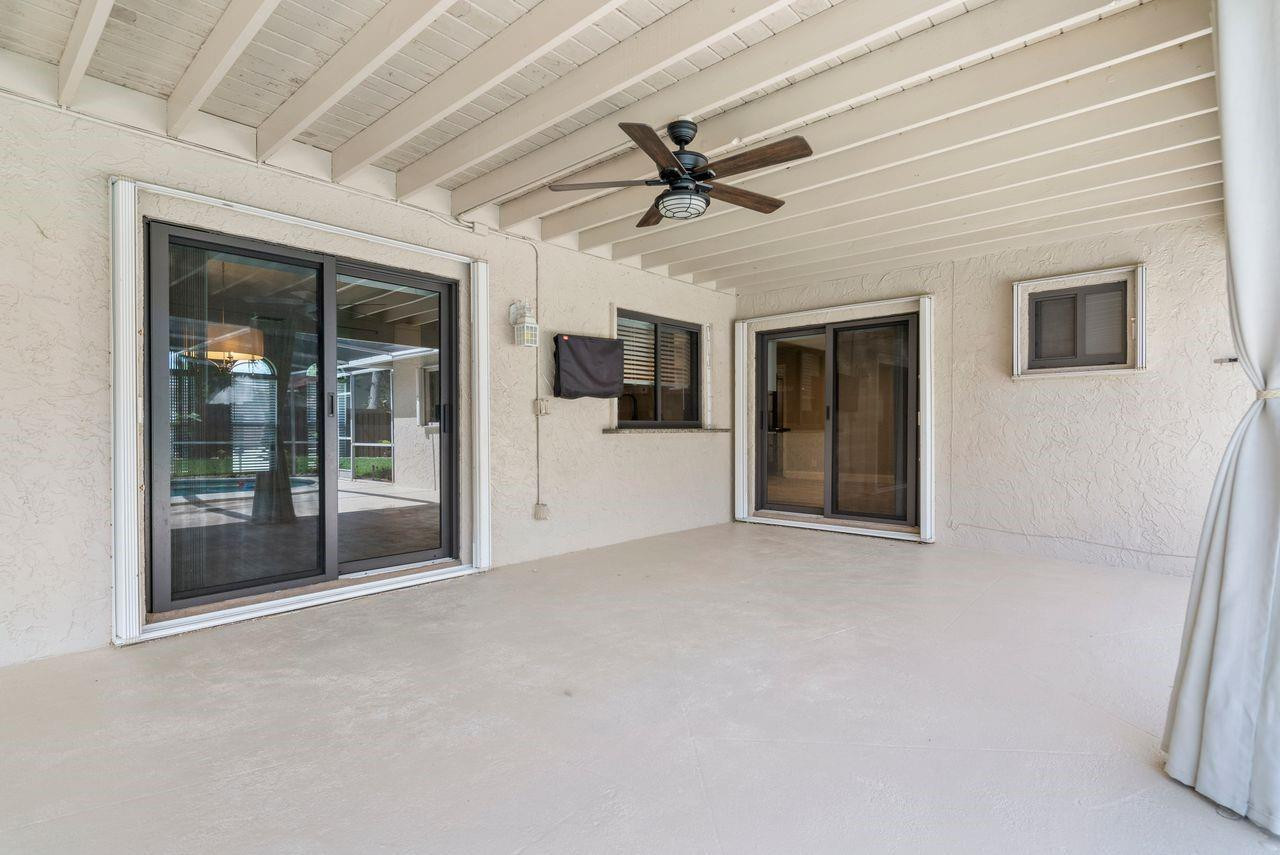 8477 NW 27th Drive