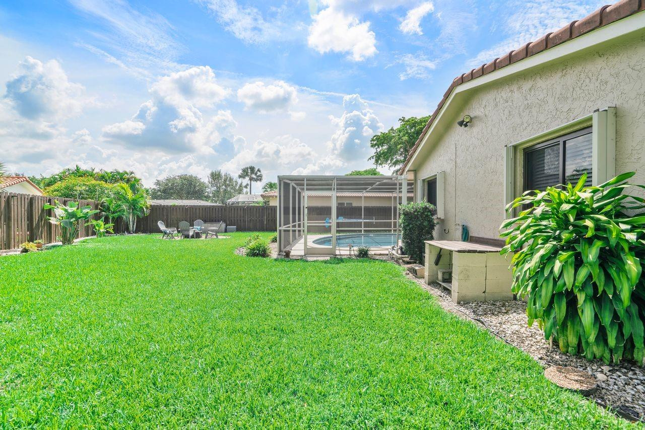 8477 NW 27th Drive