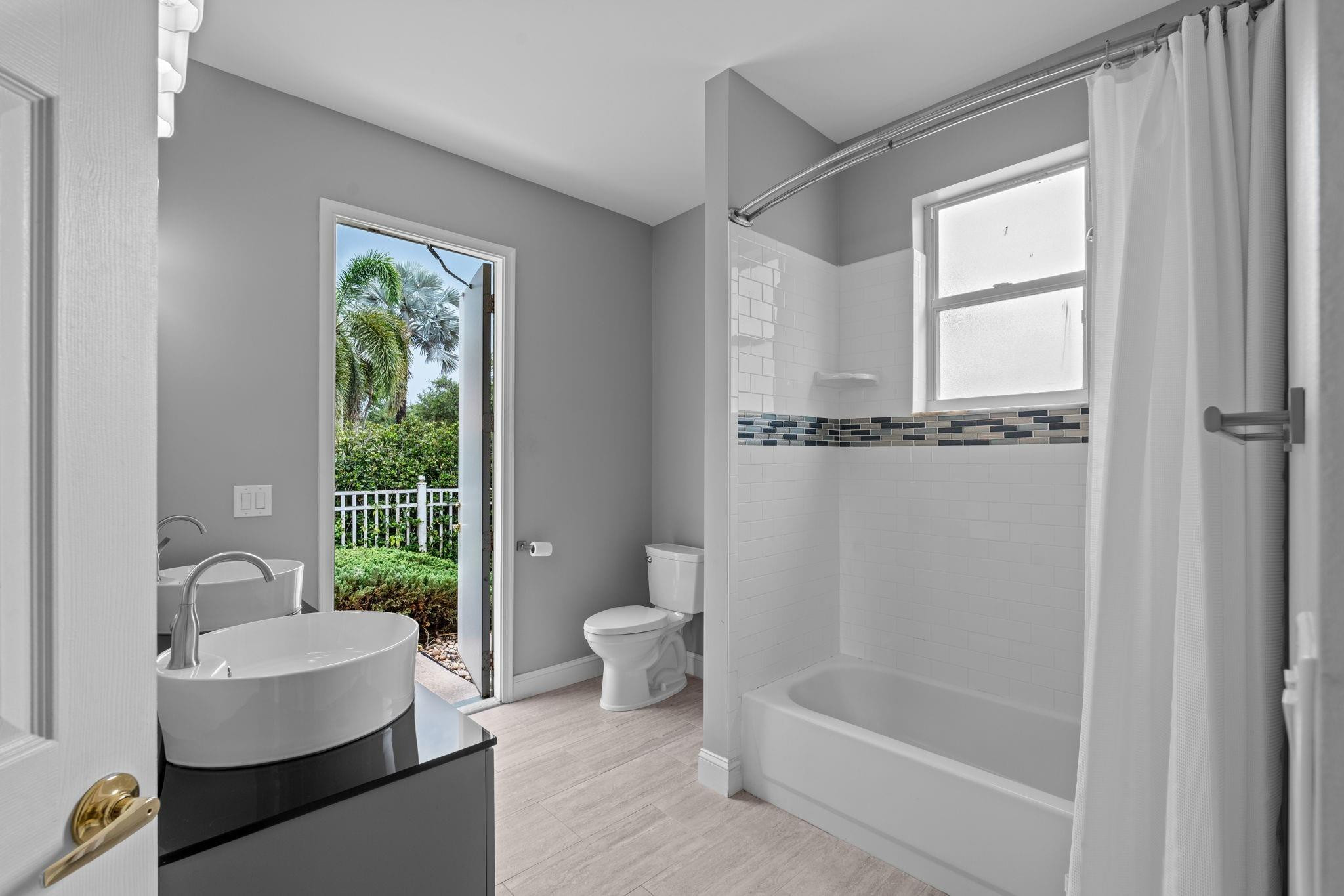 11522 NW 51st Place