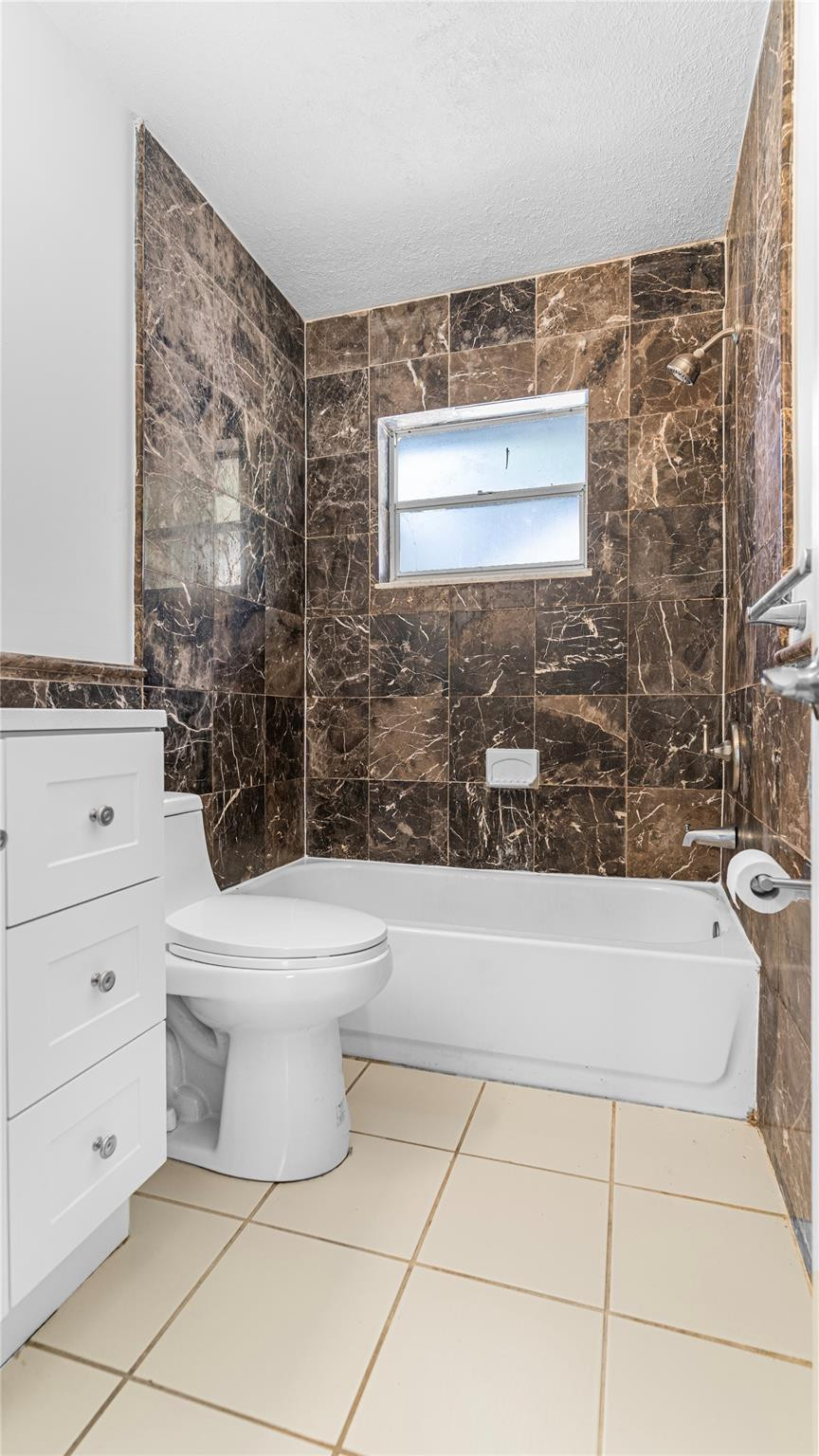 2187 SE Shelter Drive, Port St. Lucie