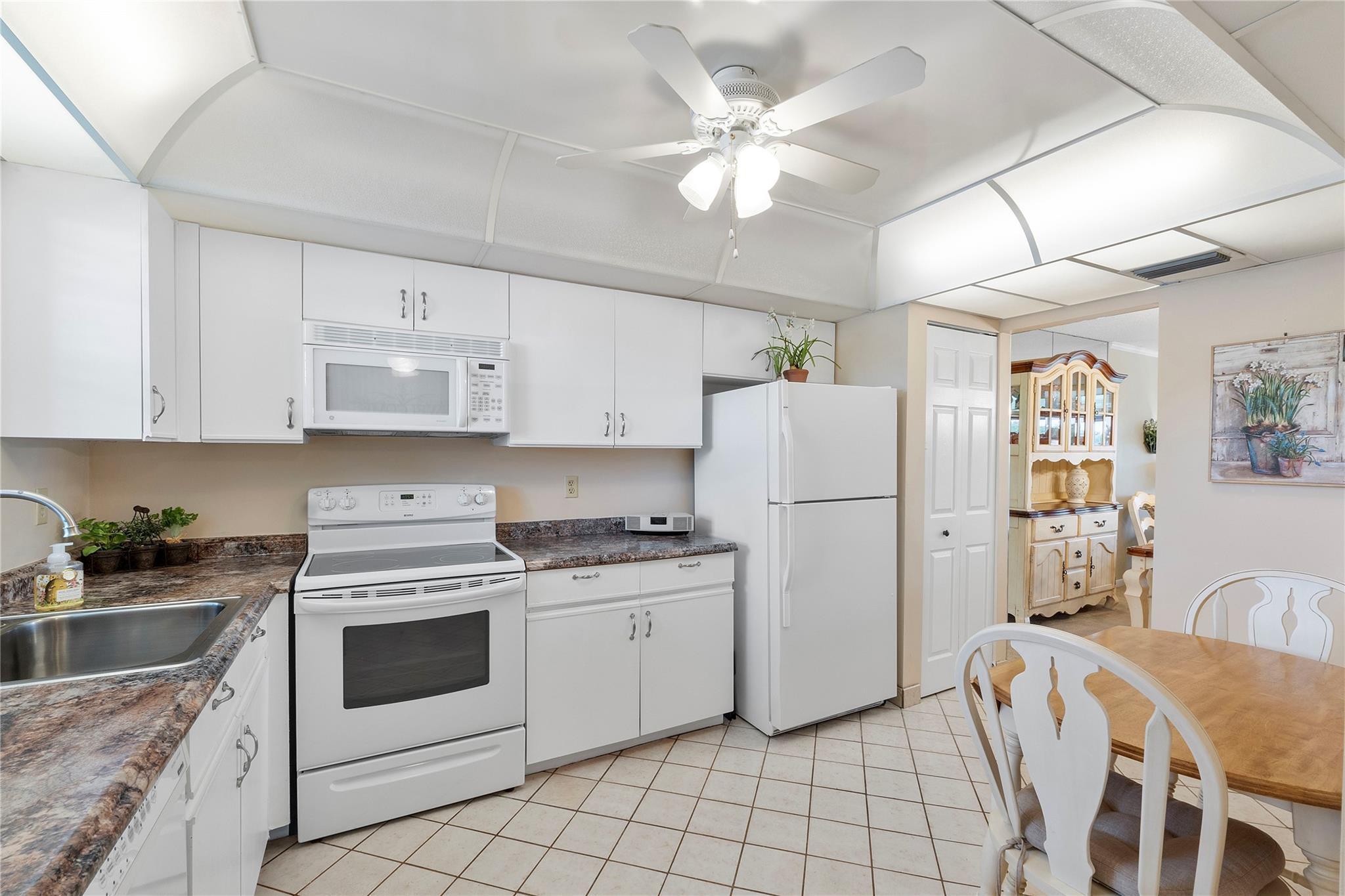 3231 Holiday Springs Boulevard 208