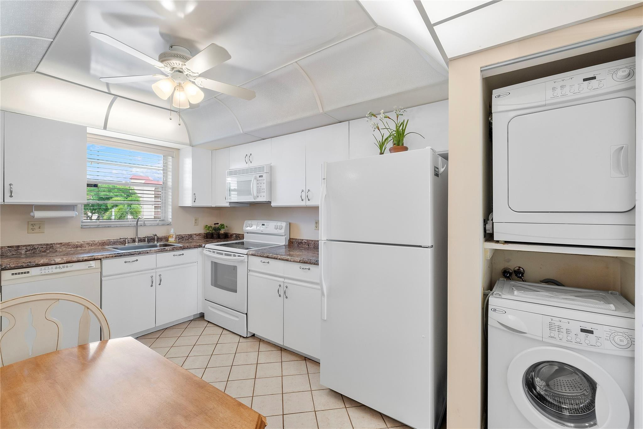 3231 Holiday Springs Boulevard 208