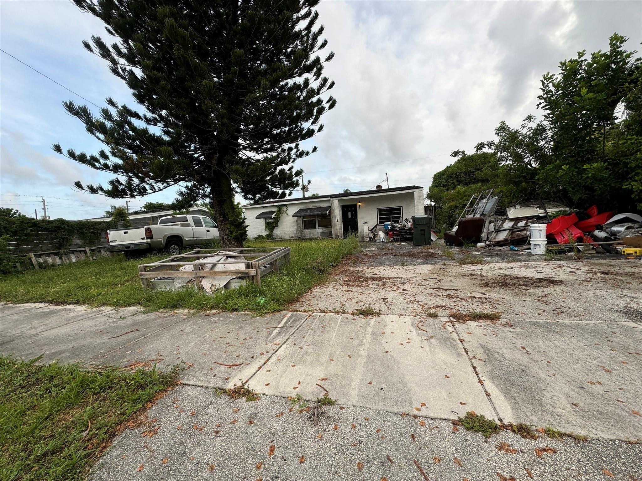 510 NE 58th Court