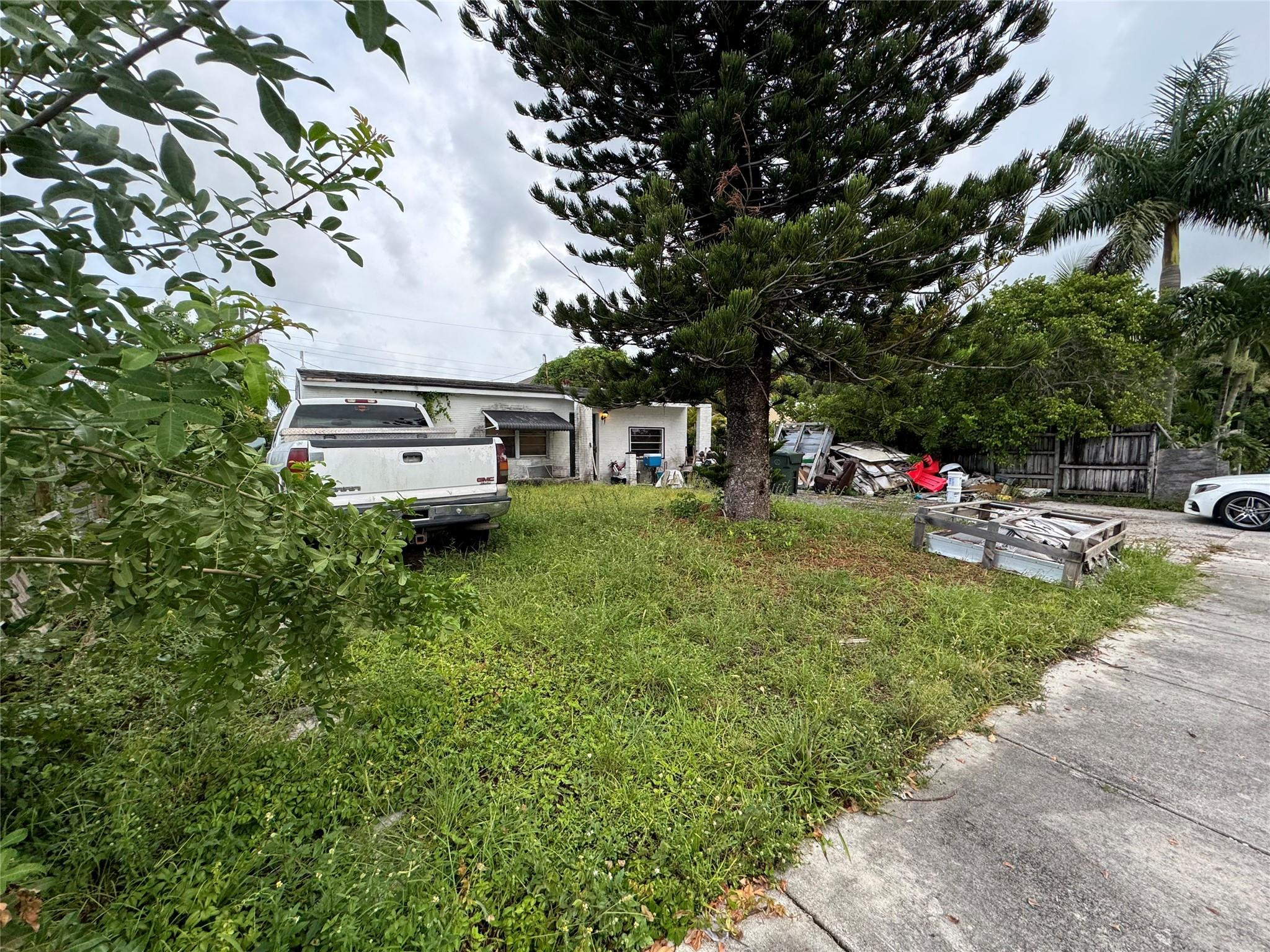 510 NE 58th Court