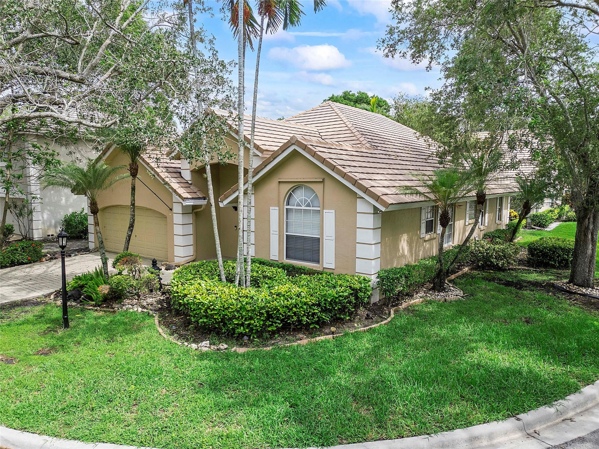 12729 NW 19th Manor