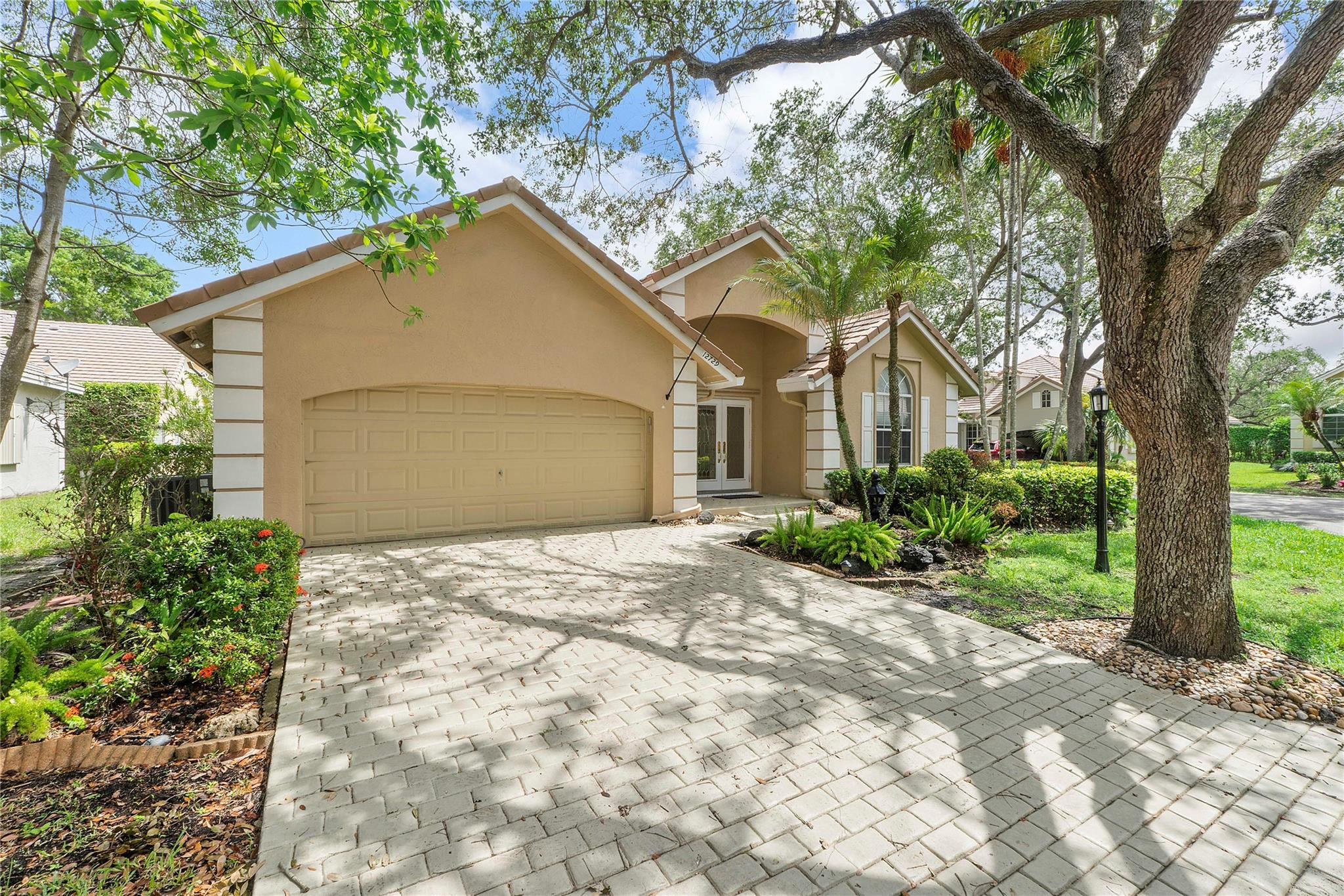 12729 NW 19th Manor