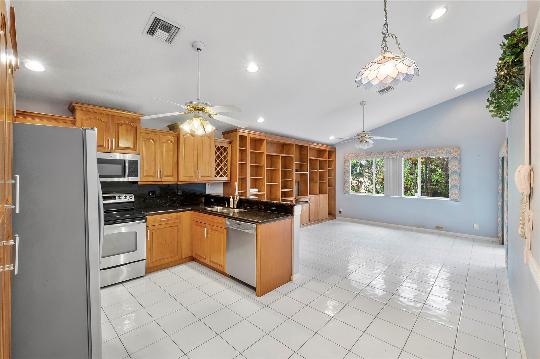 12729 NW 19th Manor