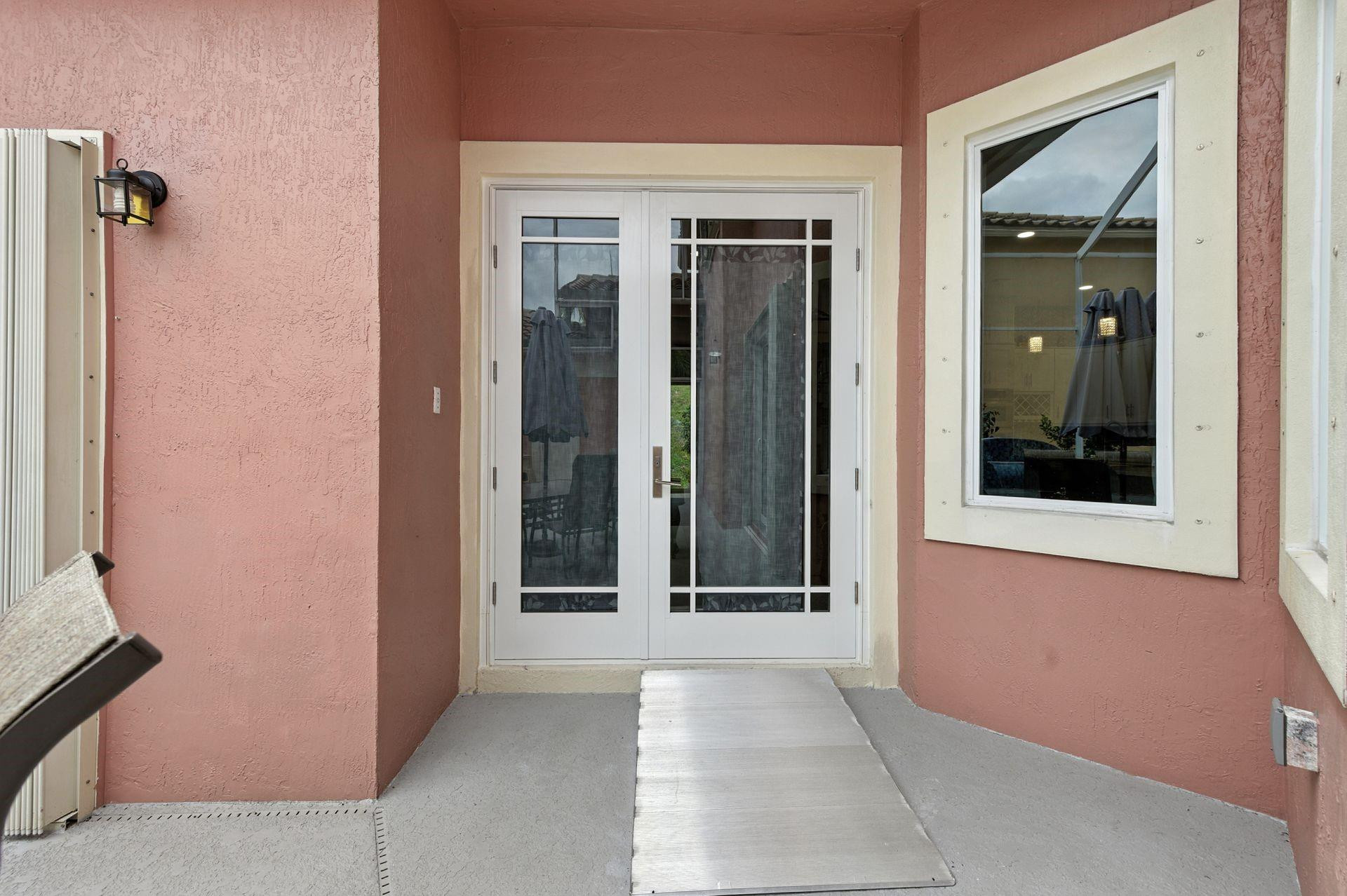 12172 NW 46th Street