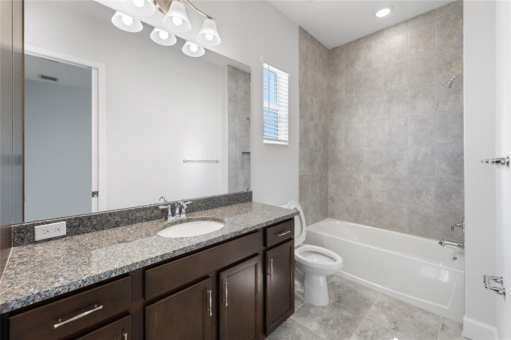 15000 Redcove Place