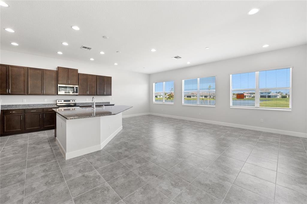 15000 Redcove Place