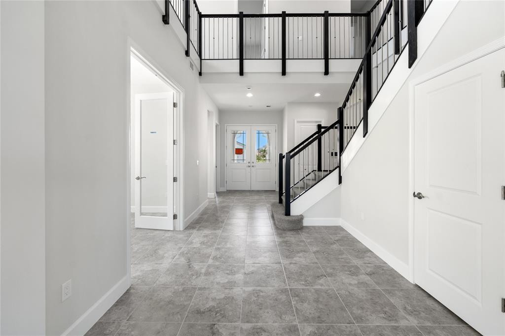 15000 Redcove Place