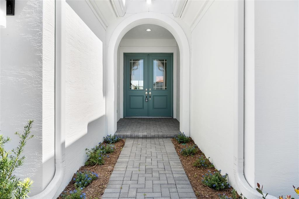 15000 Redcove Place