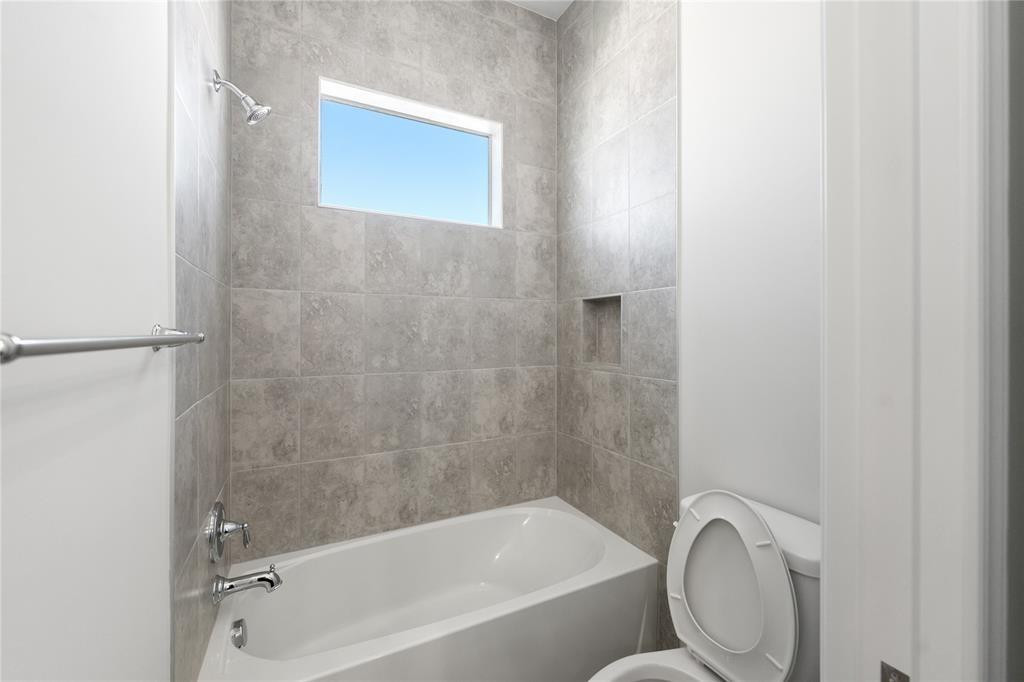 15000 Redcove Place