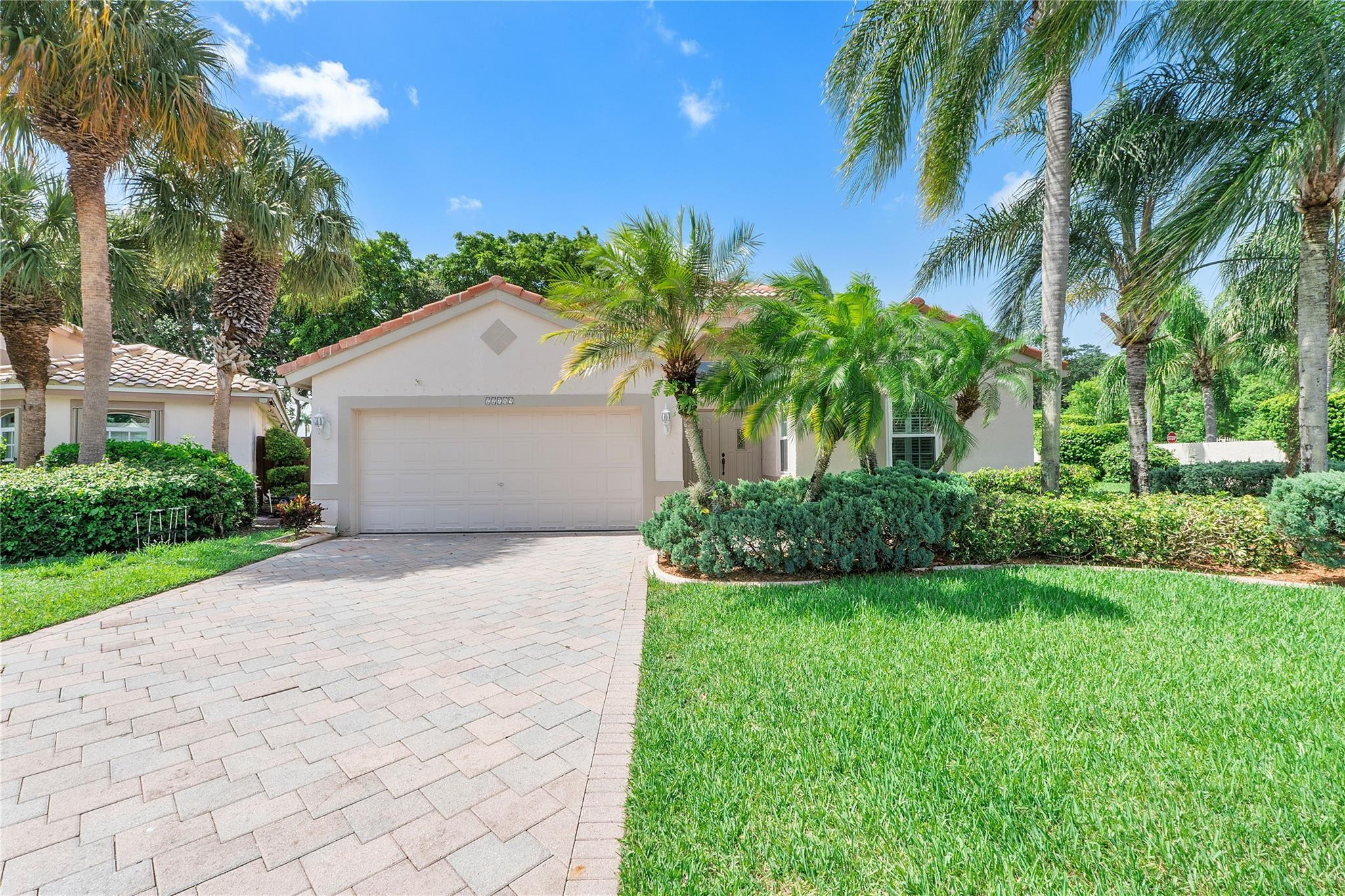 22789 Royal Crown Terrace