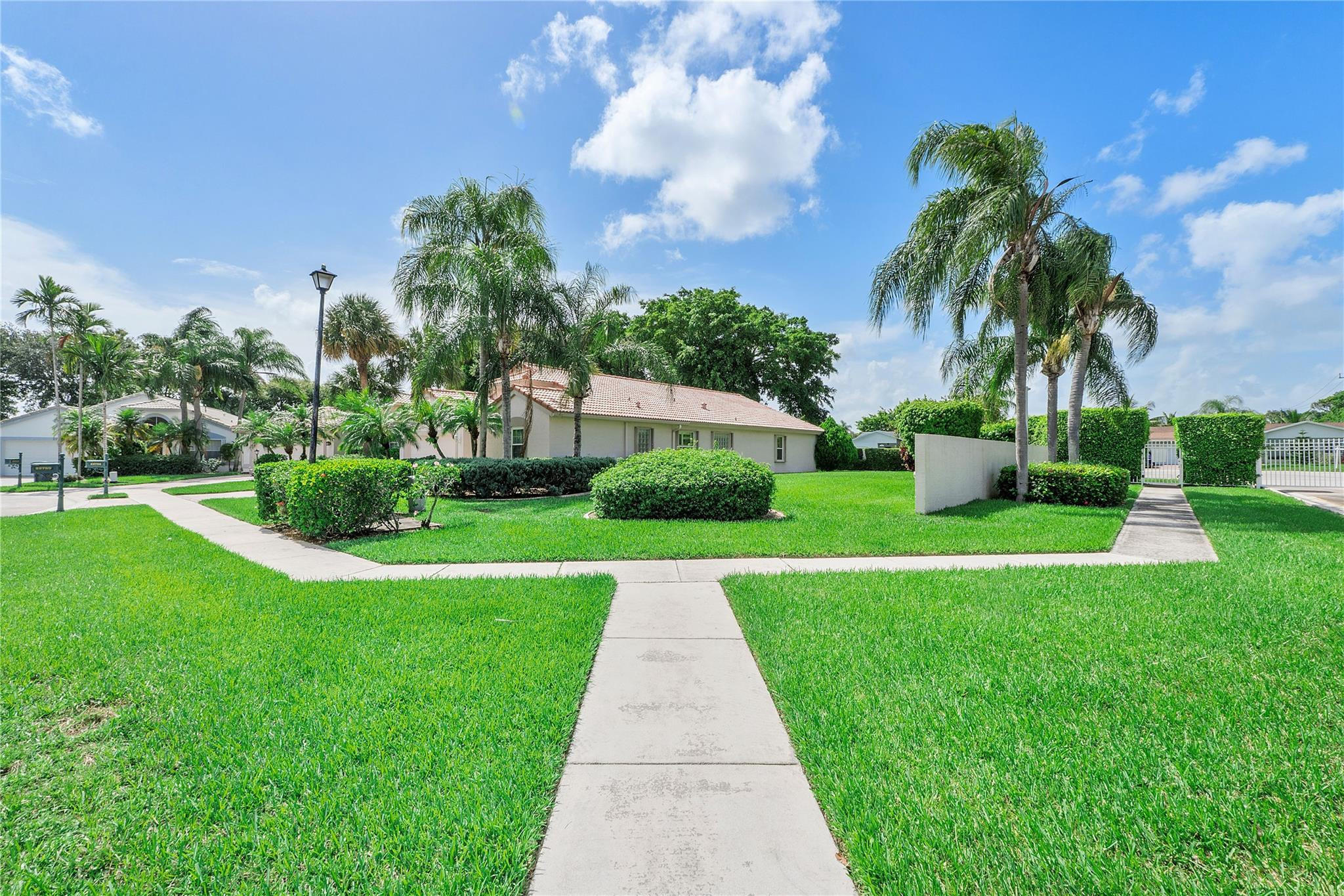 22789 Royal Crown Terrace