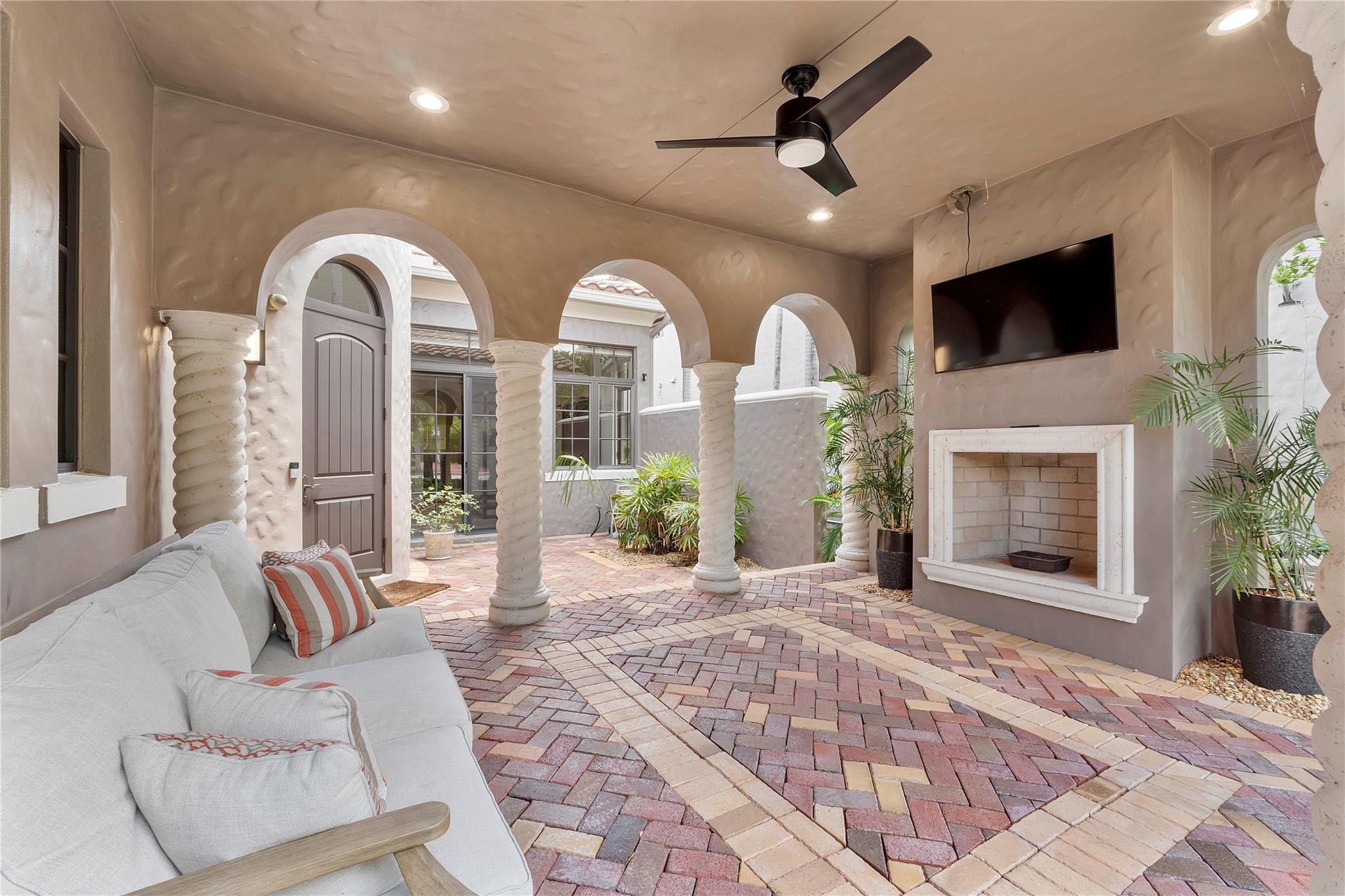 9681 Ginger Court