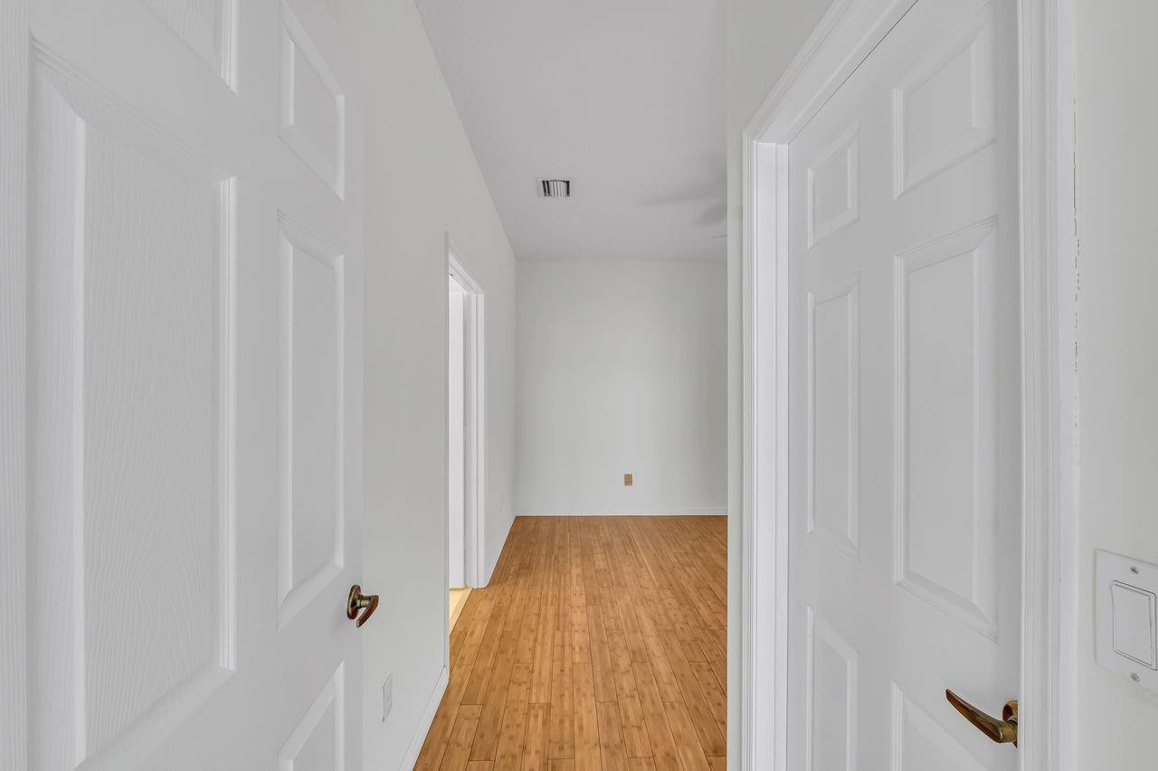 7665 NW 71st Terrace