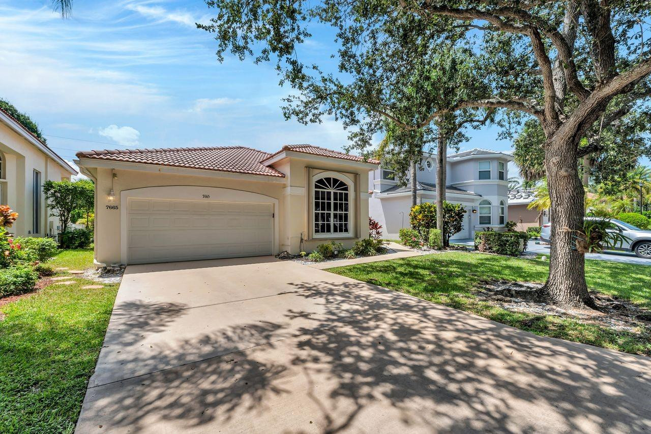 7665 NW 71st Terrace