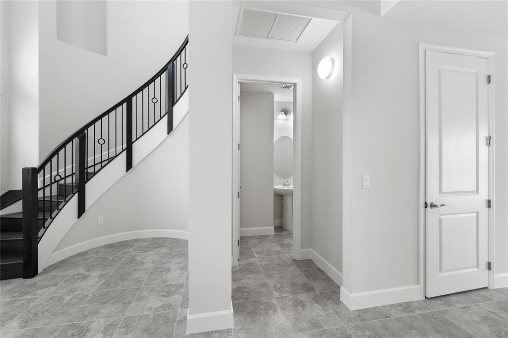 5418 Empire Drive