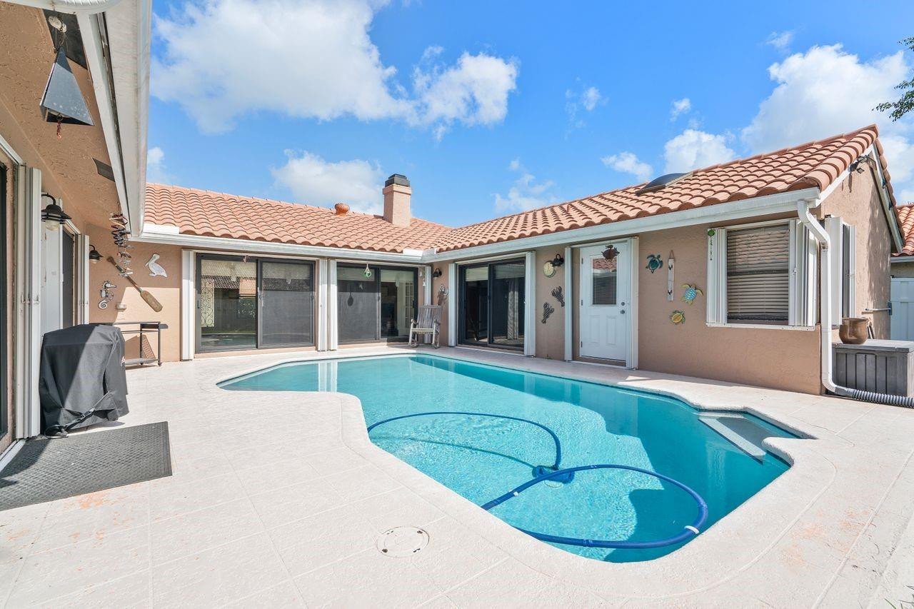 5064 NW 66th Lane