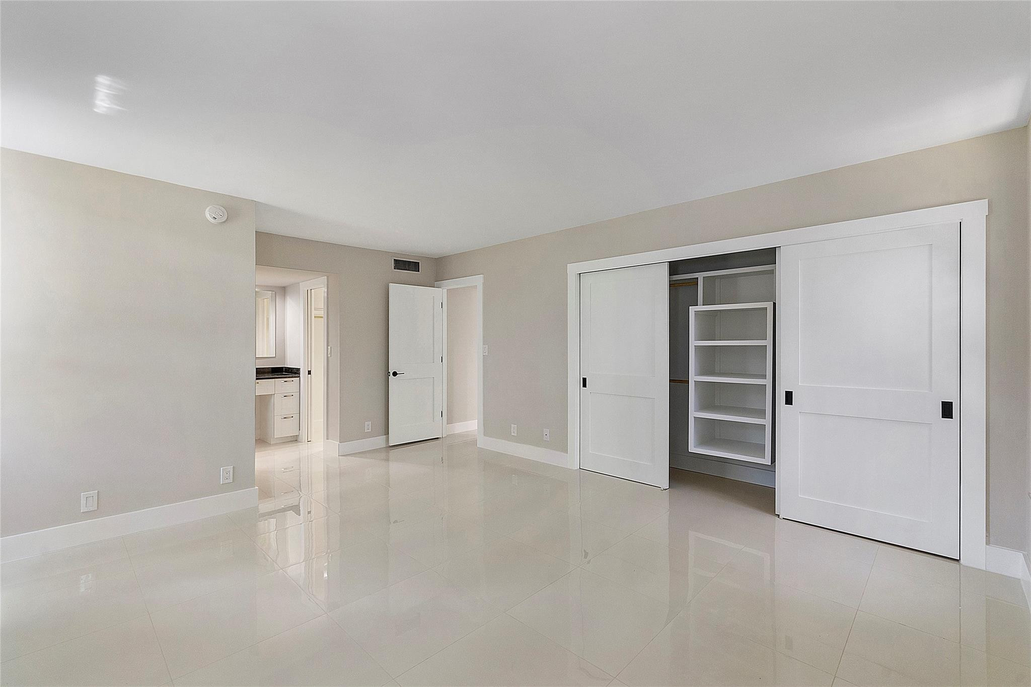 605 Oaks Drive 210