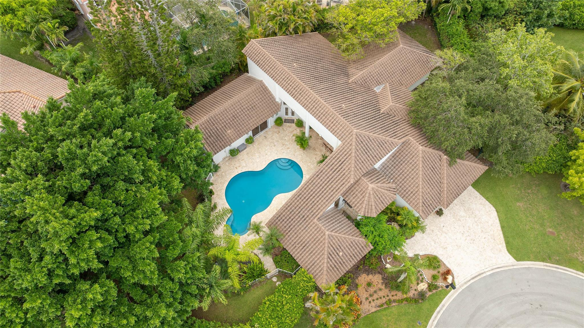 9690 NW 59th Court