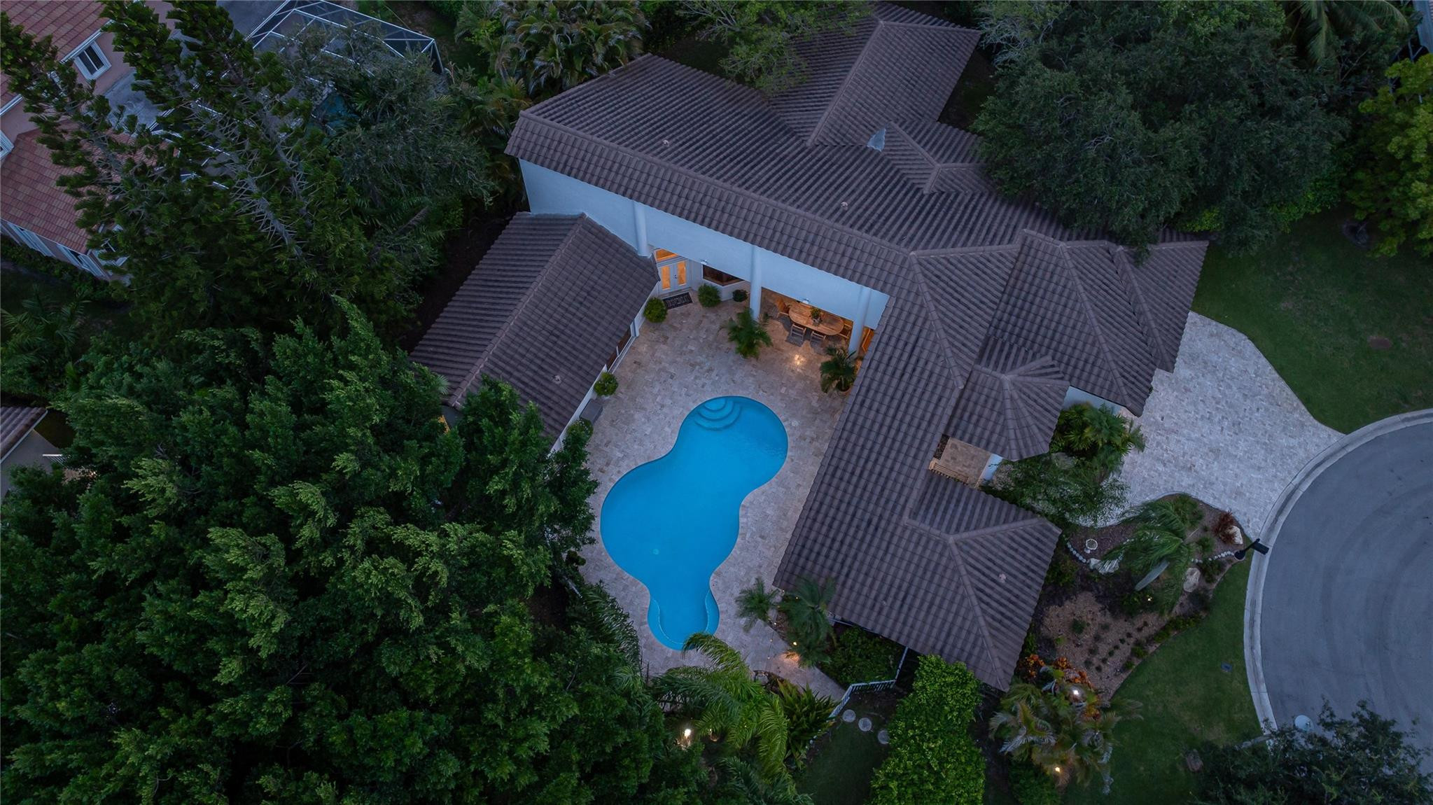 9690 NW 59th Court