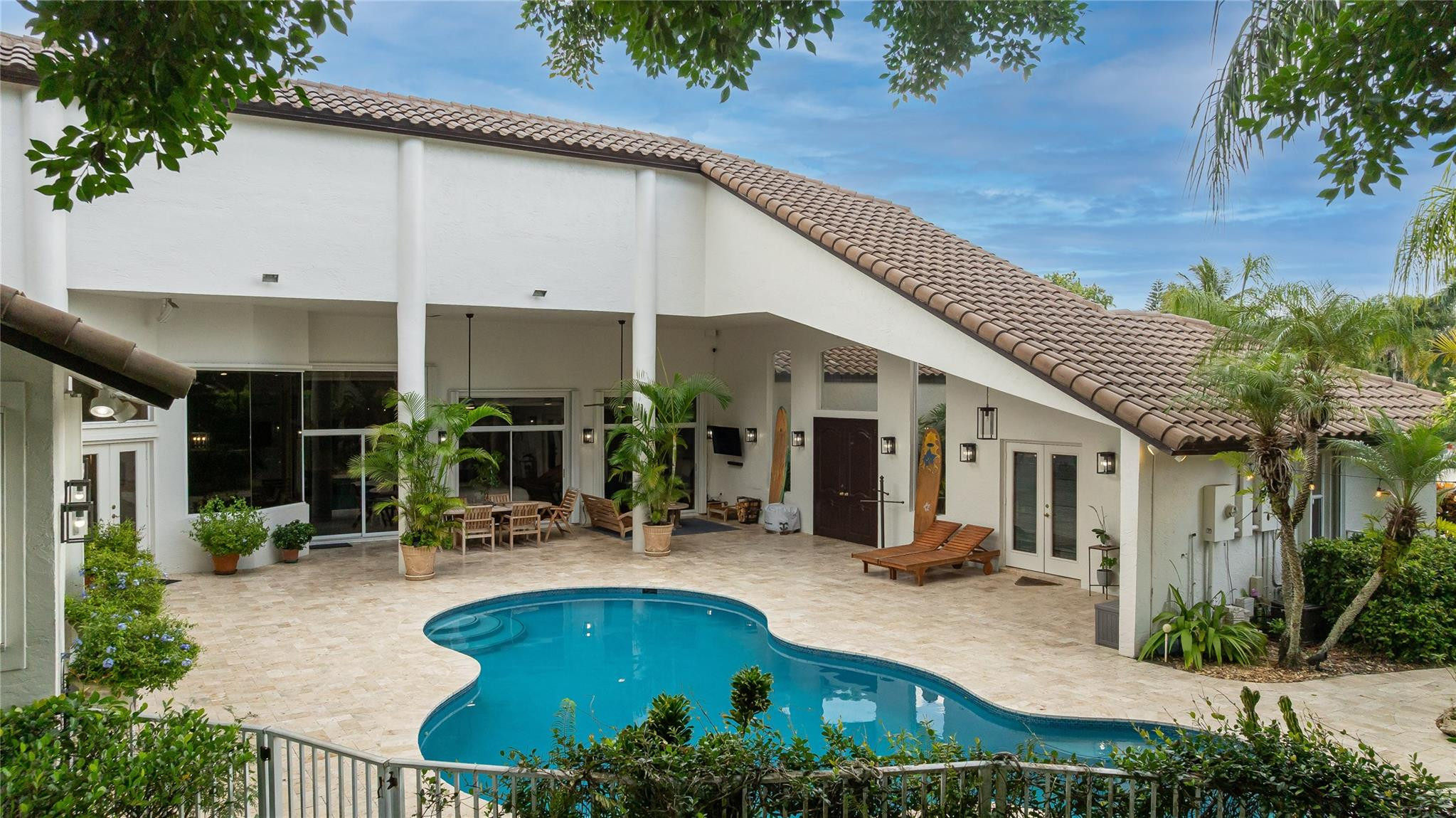 9690 NW 59th Court