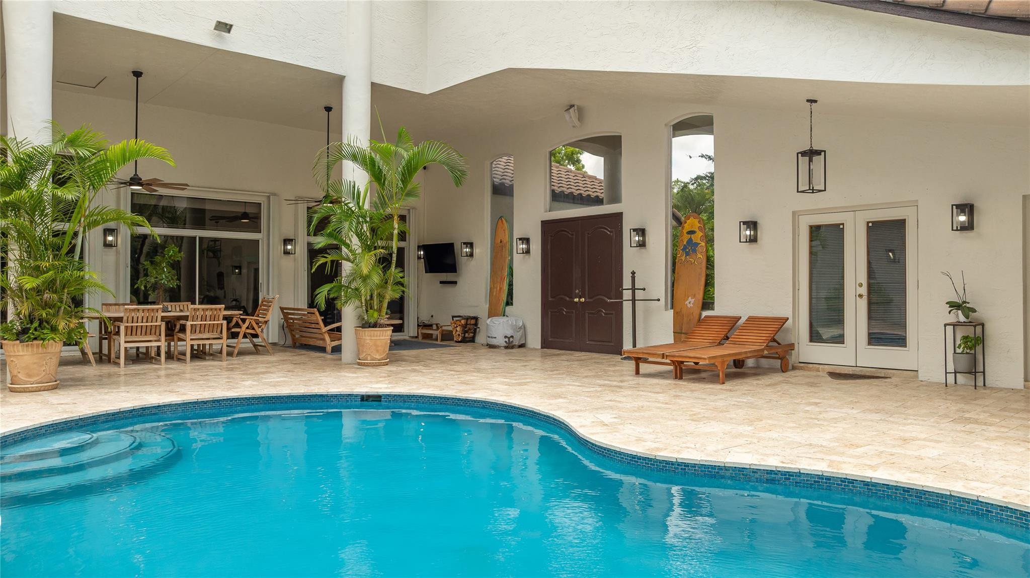 9690 NW 59th Court