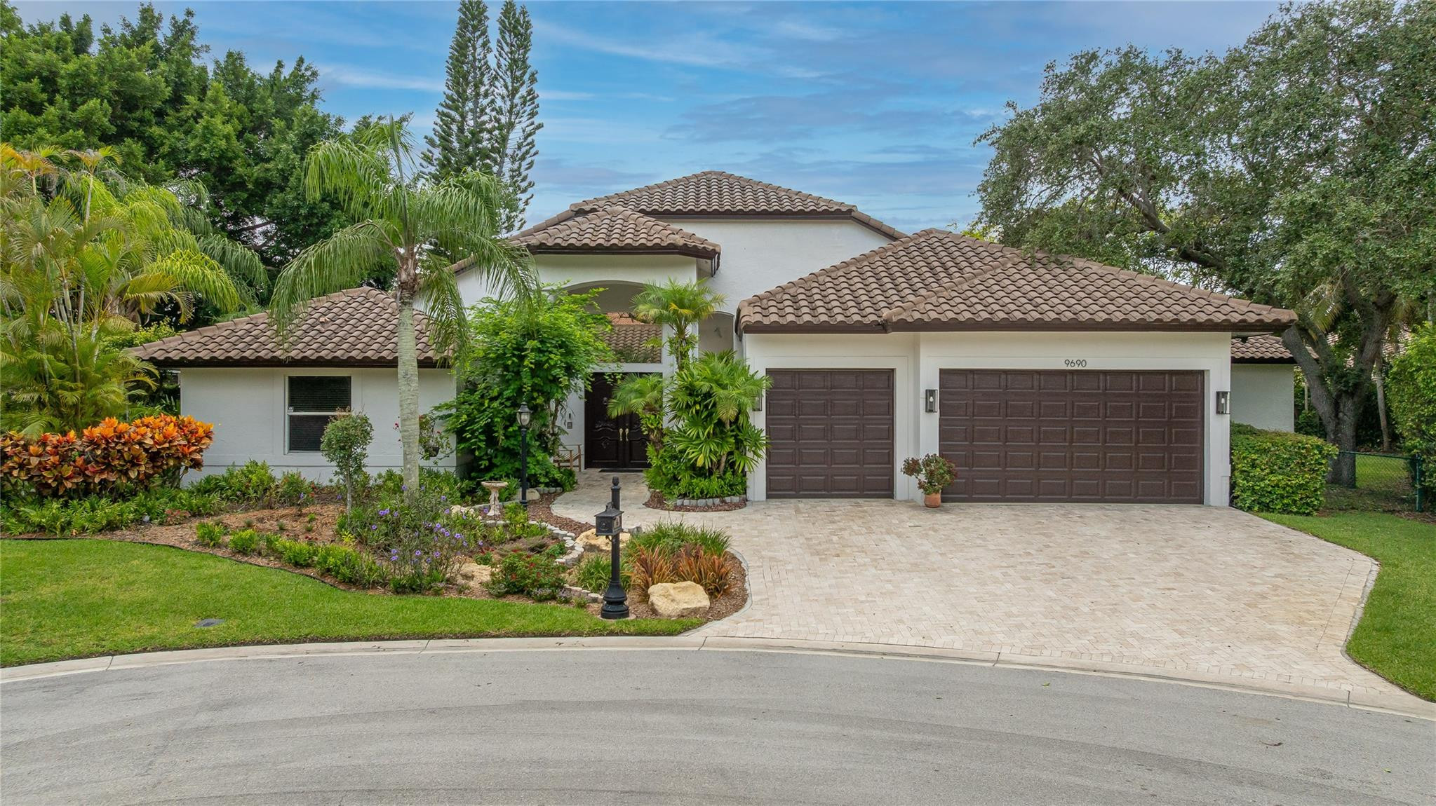 9690 NW 59th Court