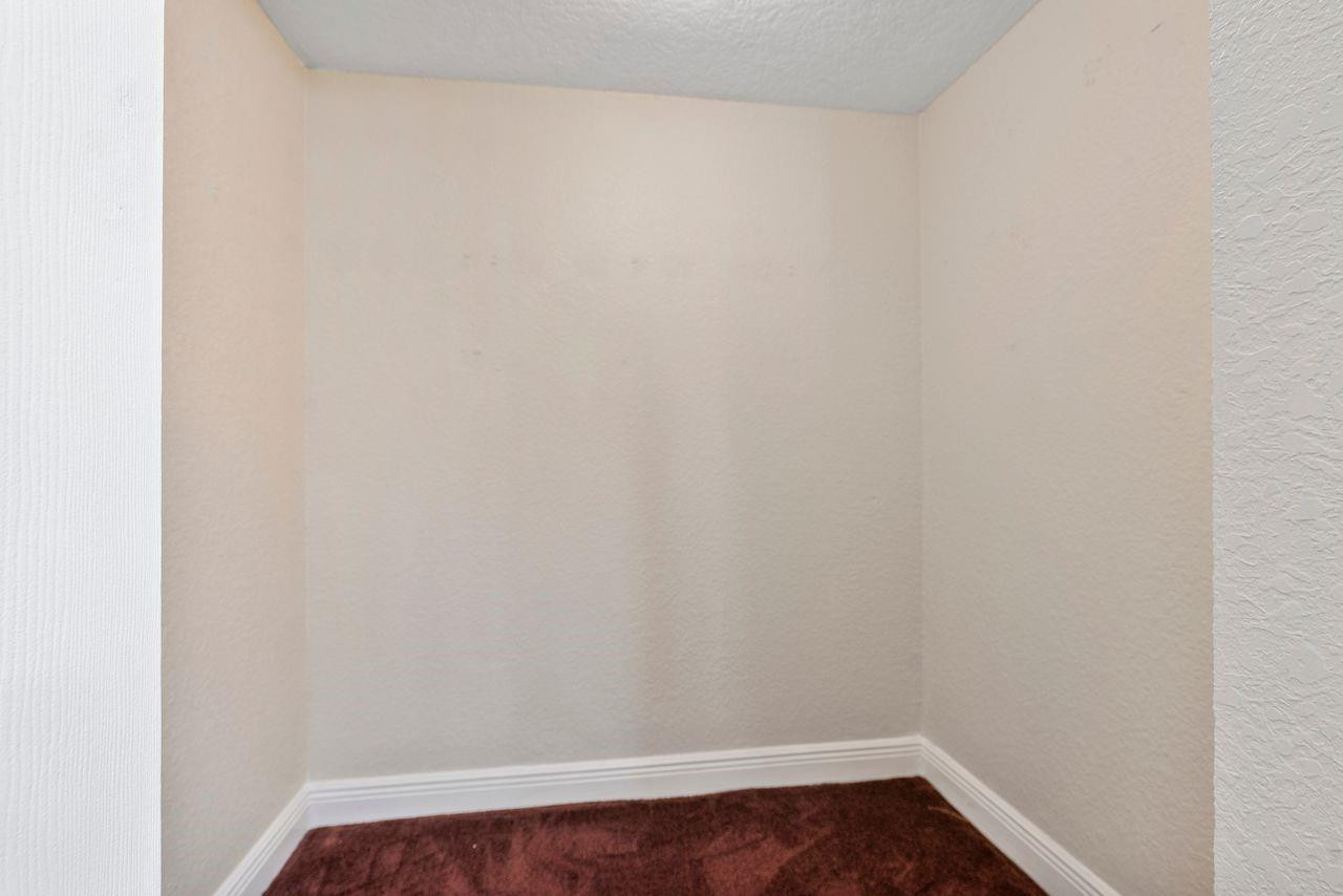 9899 Westview Drive 516