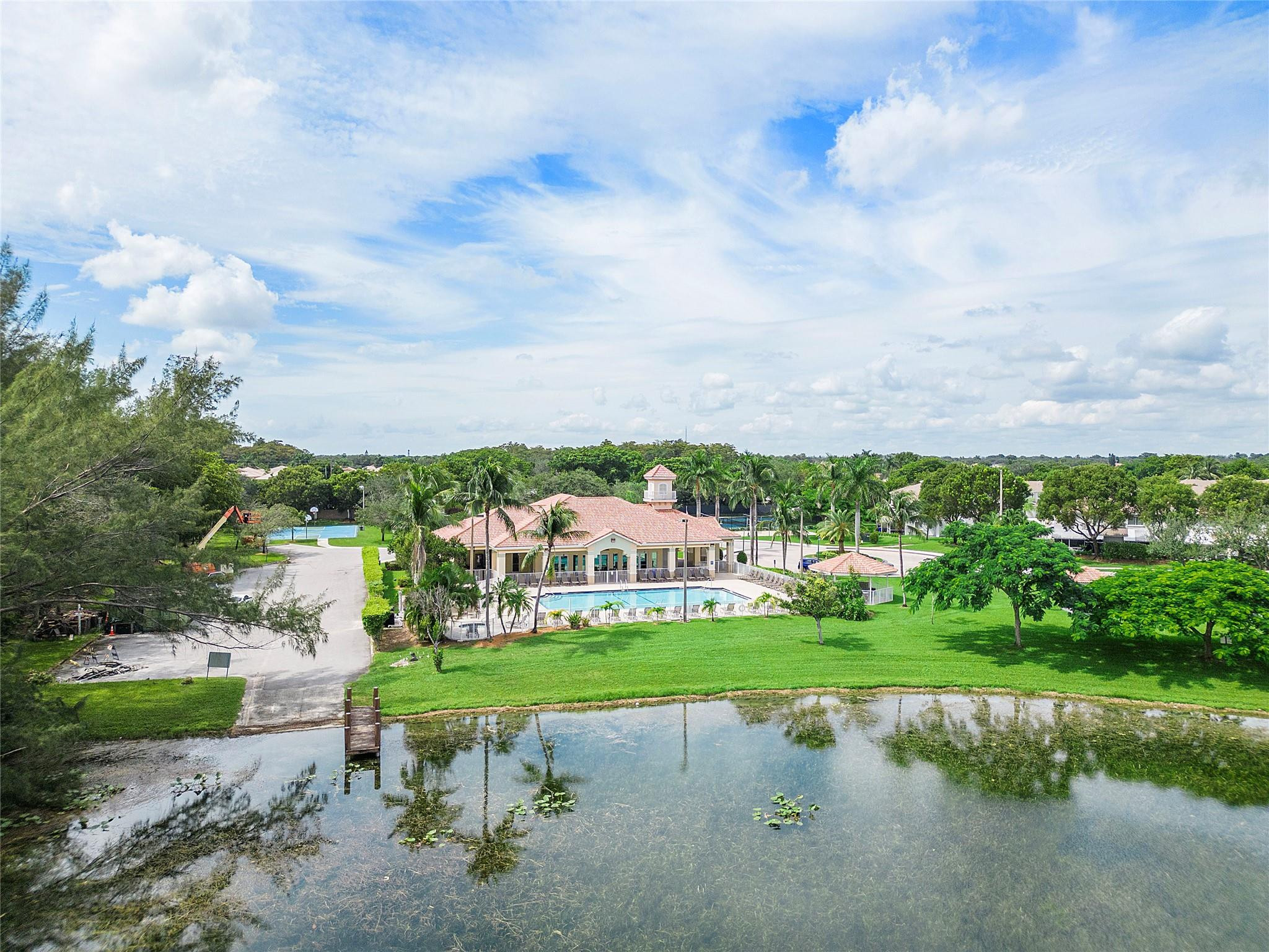 1367 SW 48th Terrace