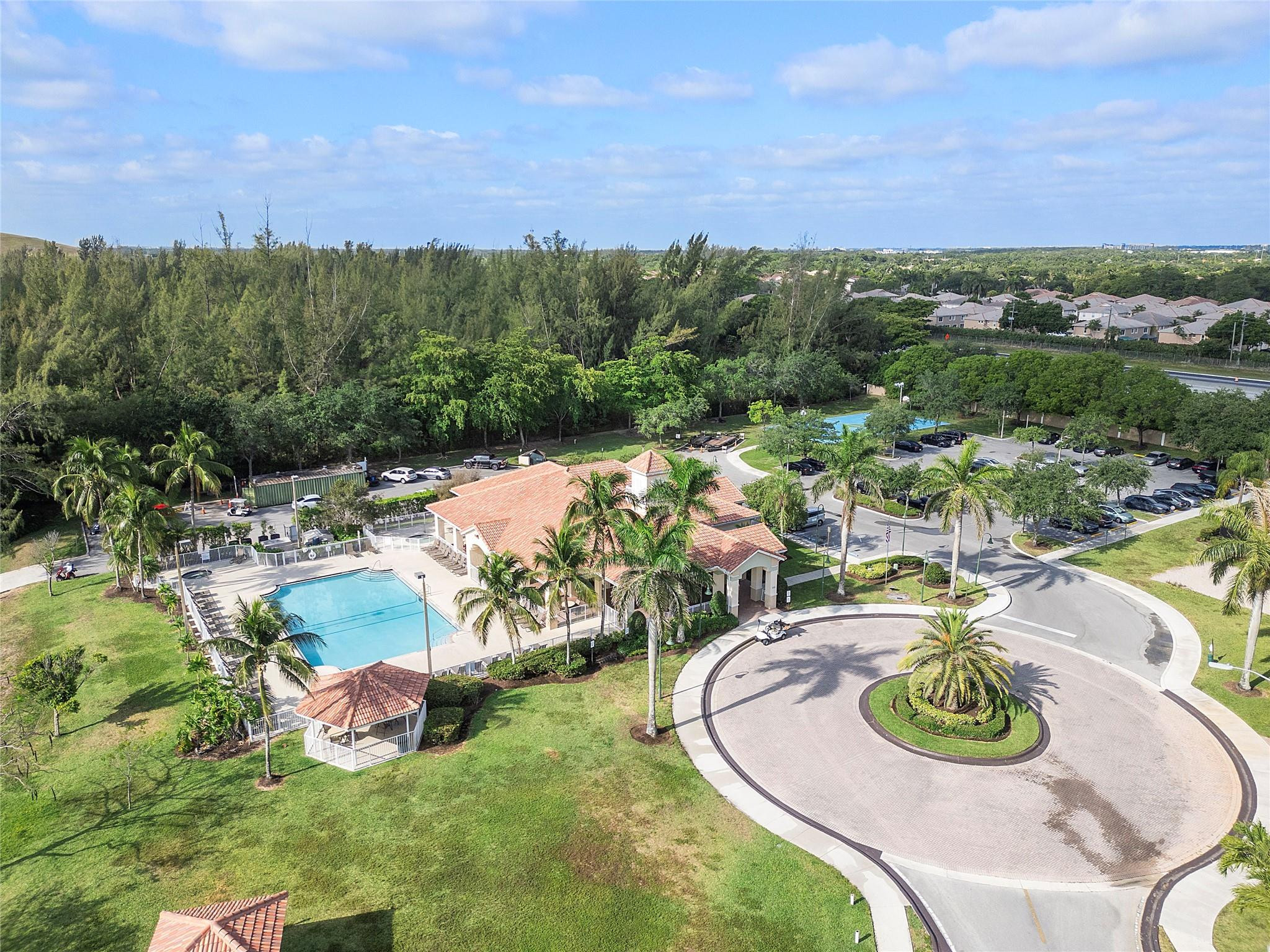 1367 SW 48th Terrace