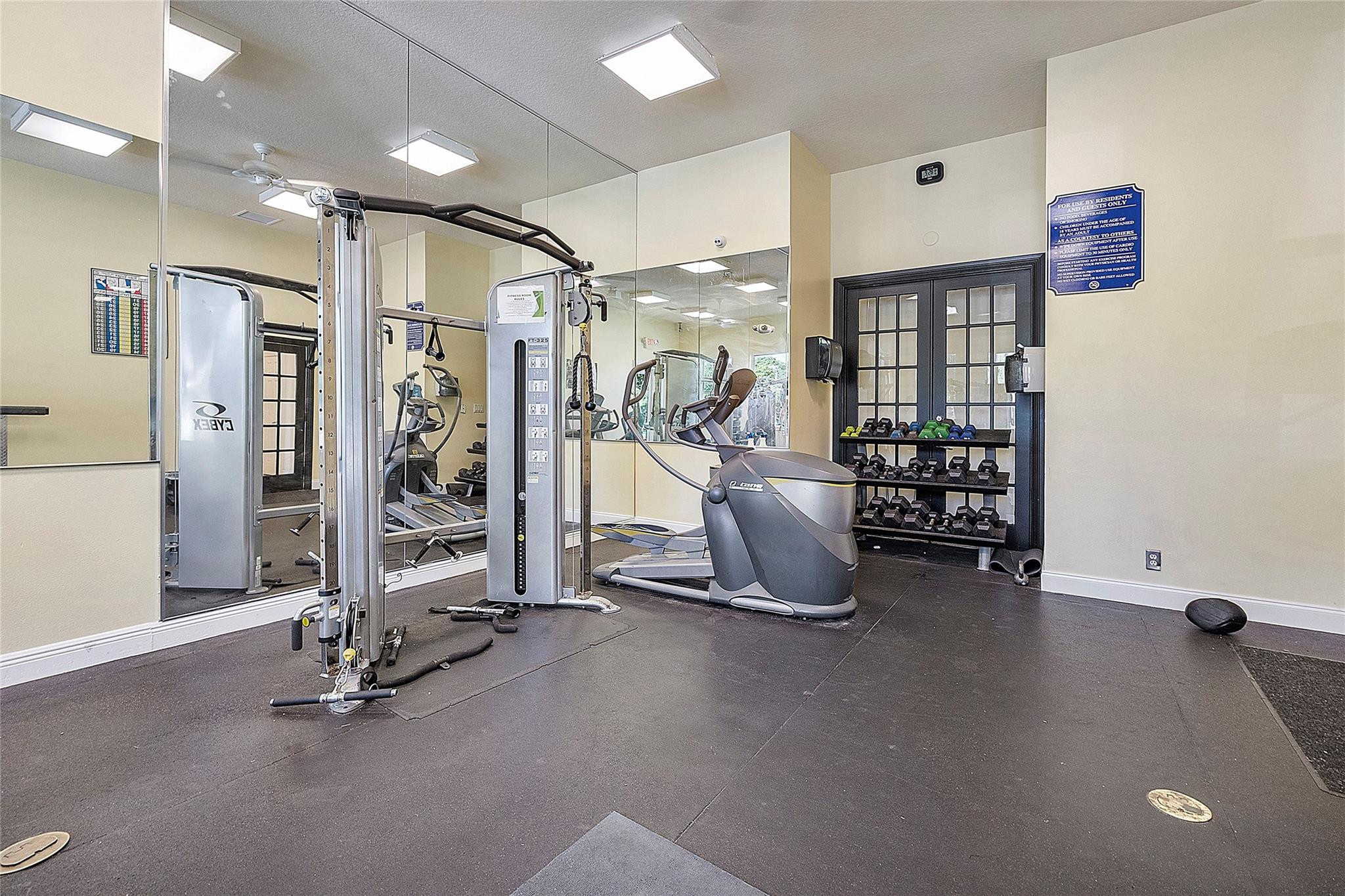 1367 SW 48th Terrace