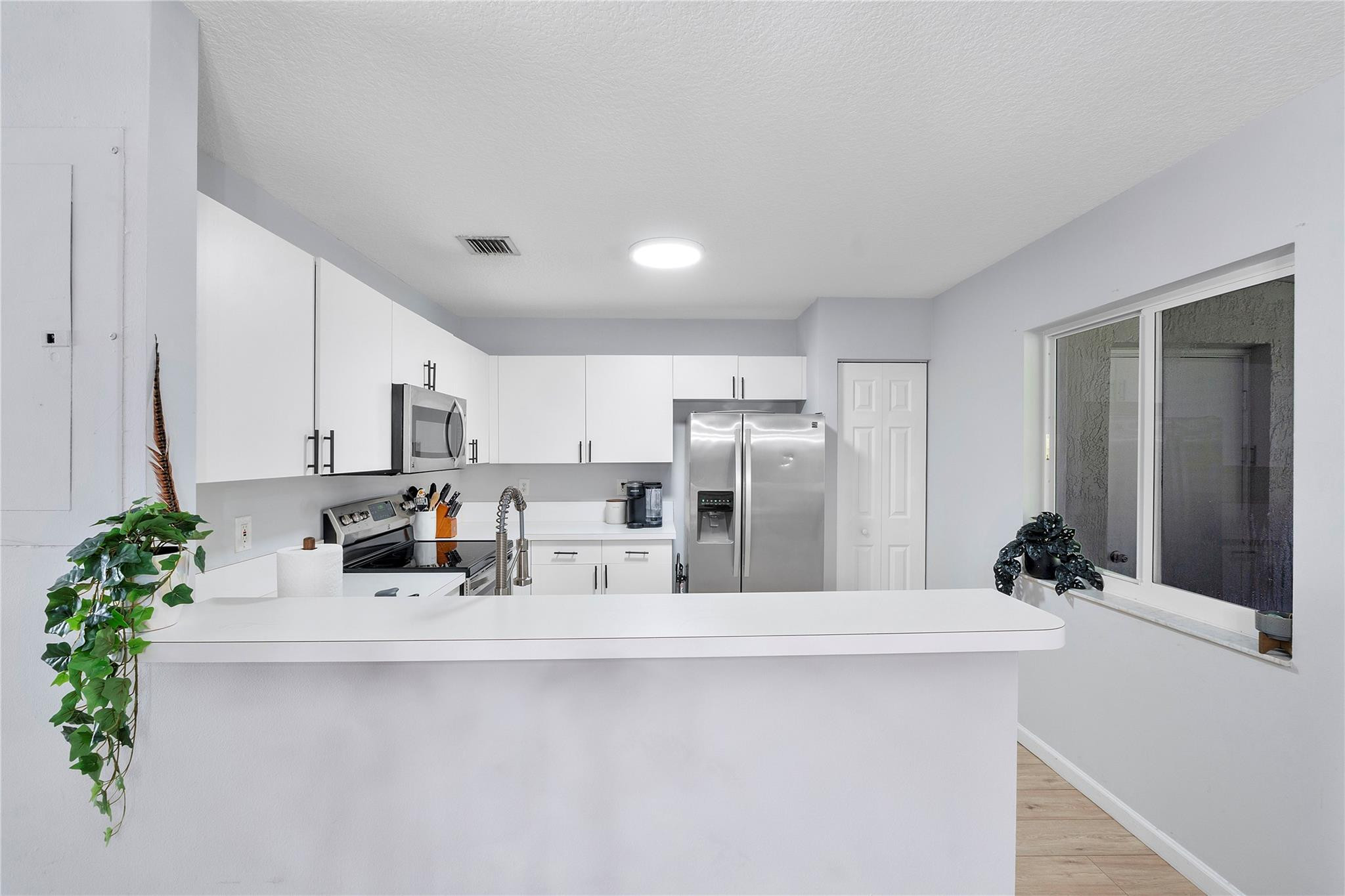 1367 SW 48th Terrace