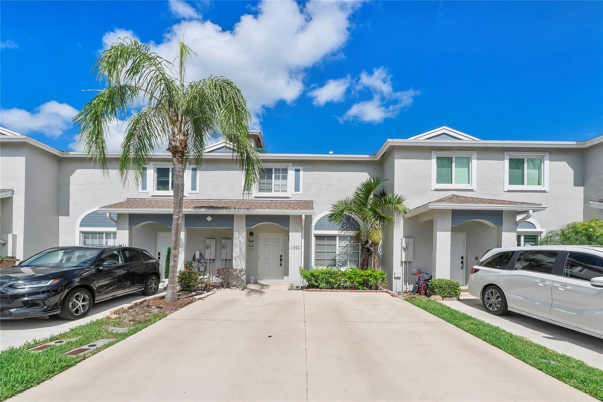 1367 SW 48th Terrace