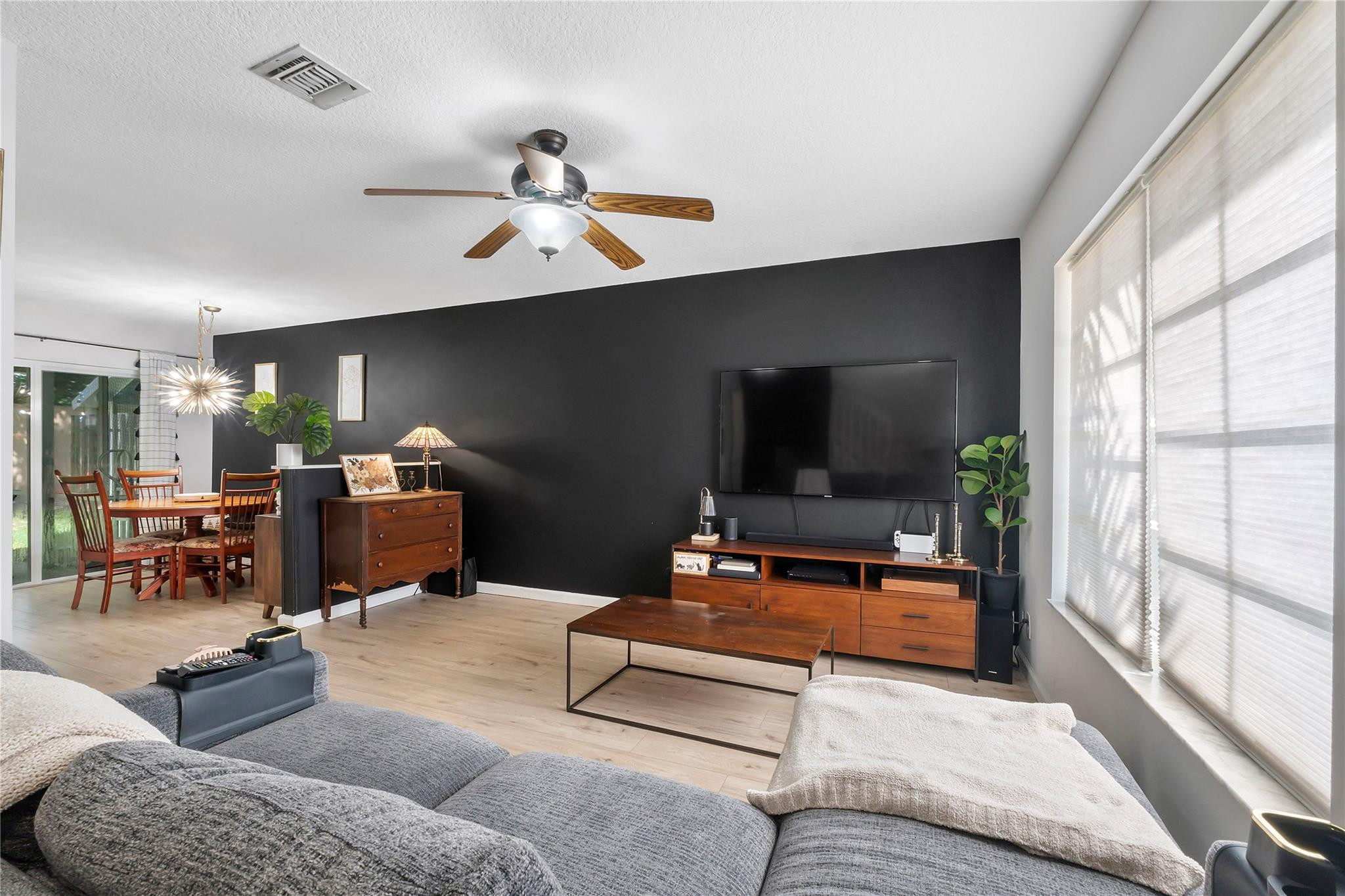 1367 SW 48th Terrace