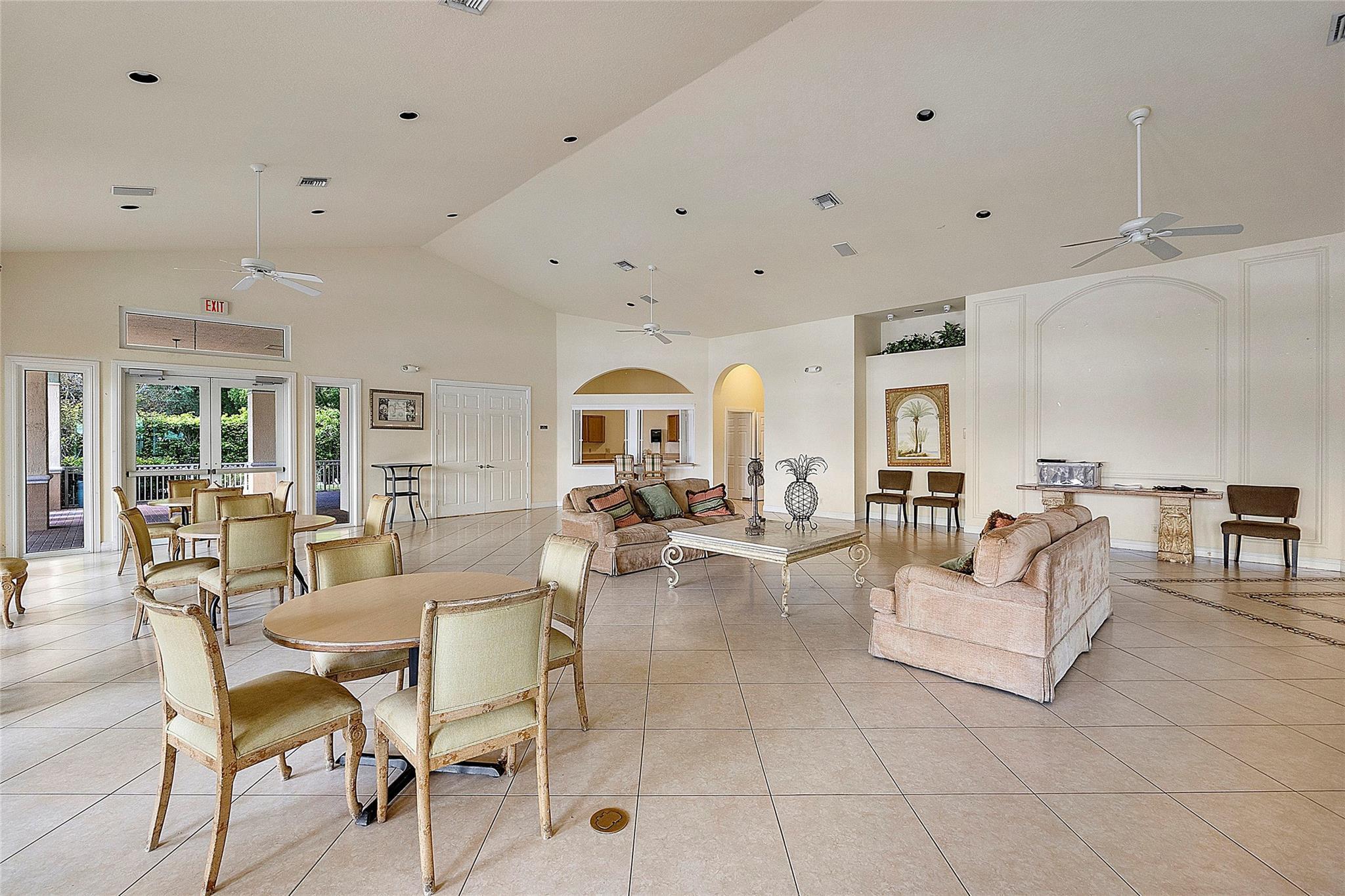 1367 SW 48th Terrace