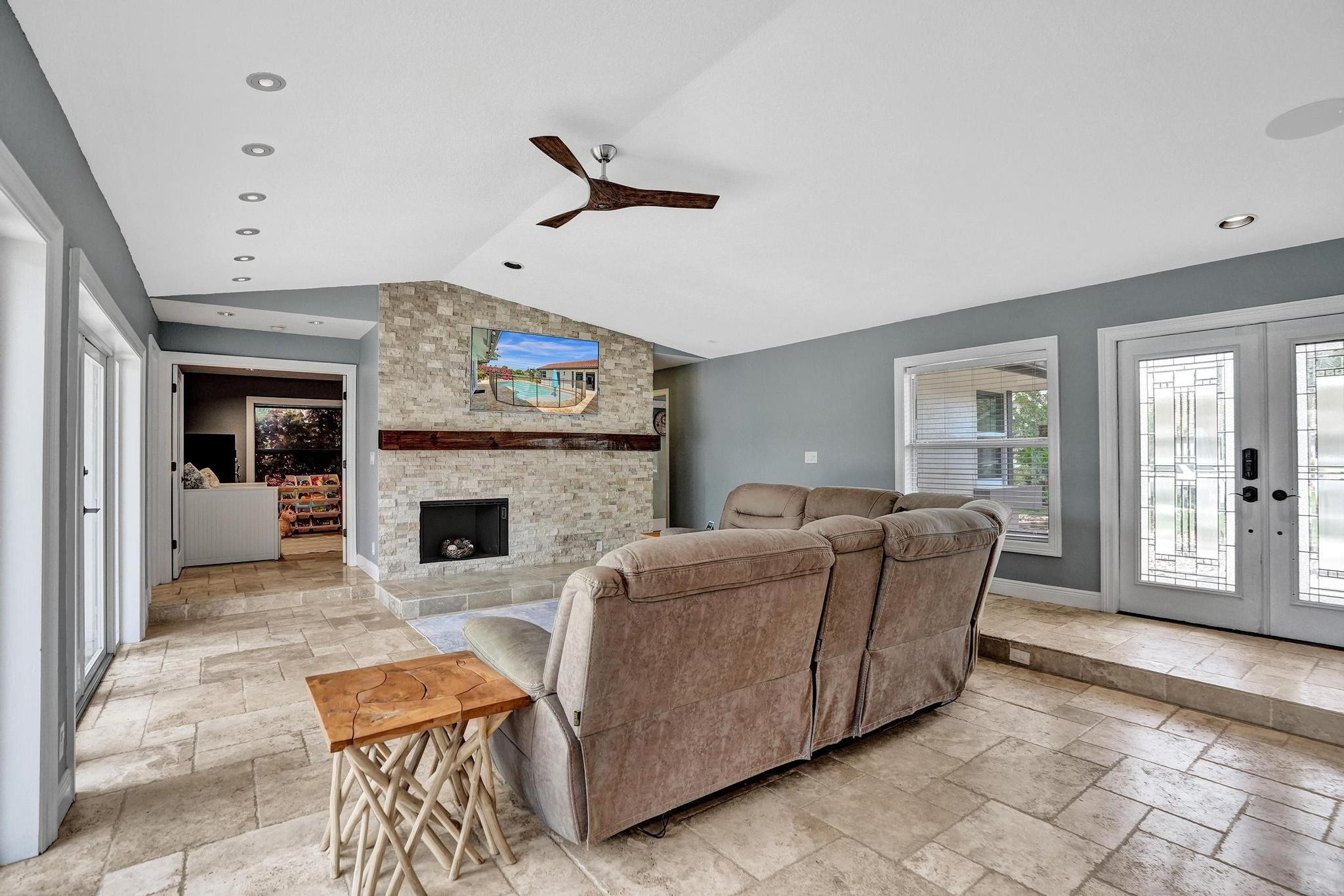 6650 NW 47th Street