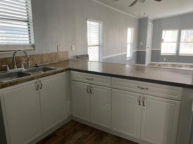 927 Sun Acres Lane
