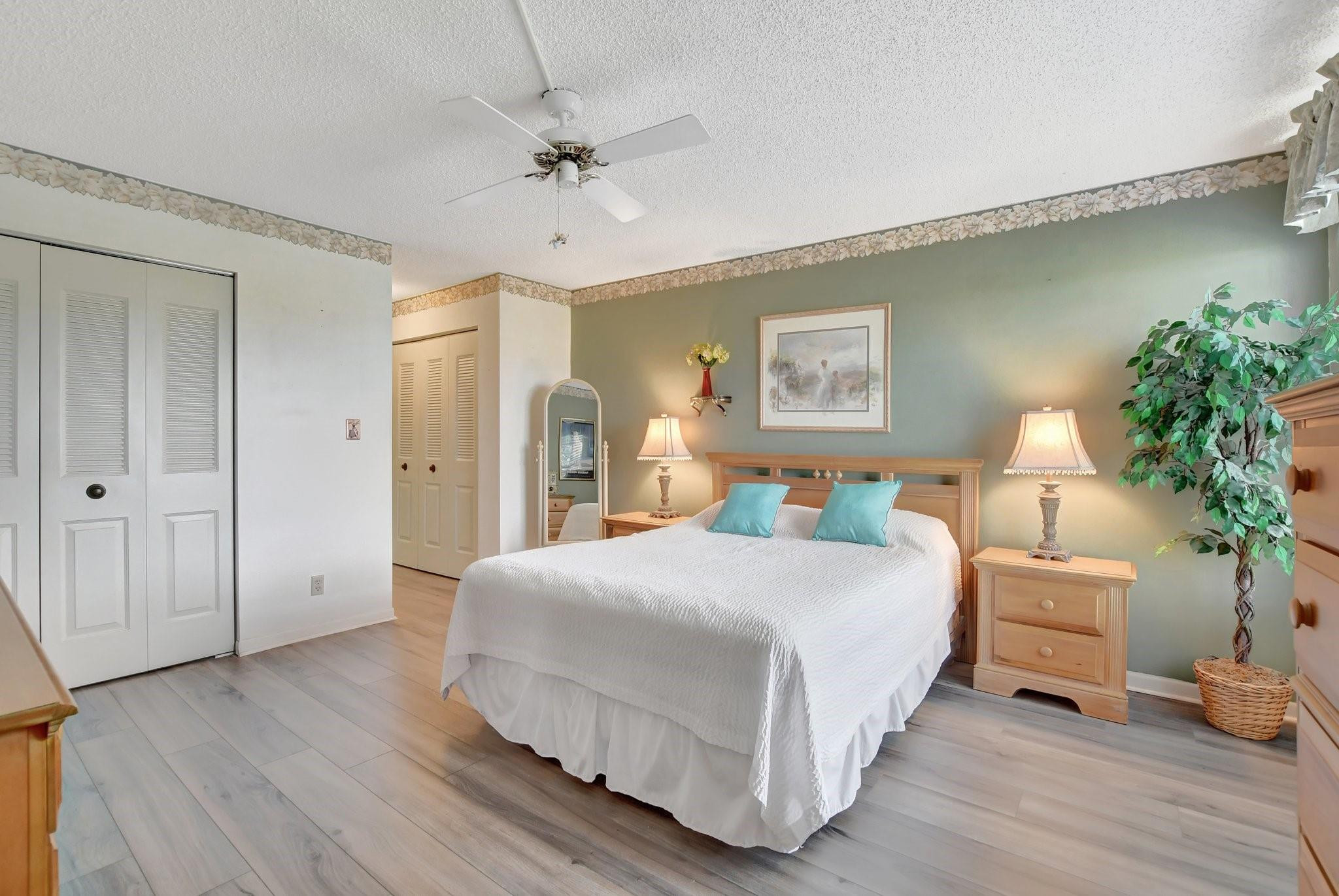 6033 Coral Lake Drive 6033