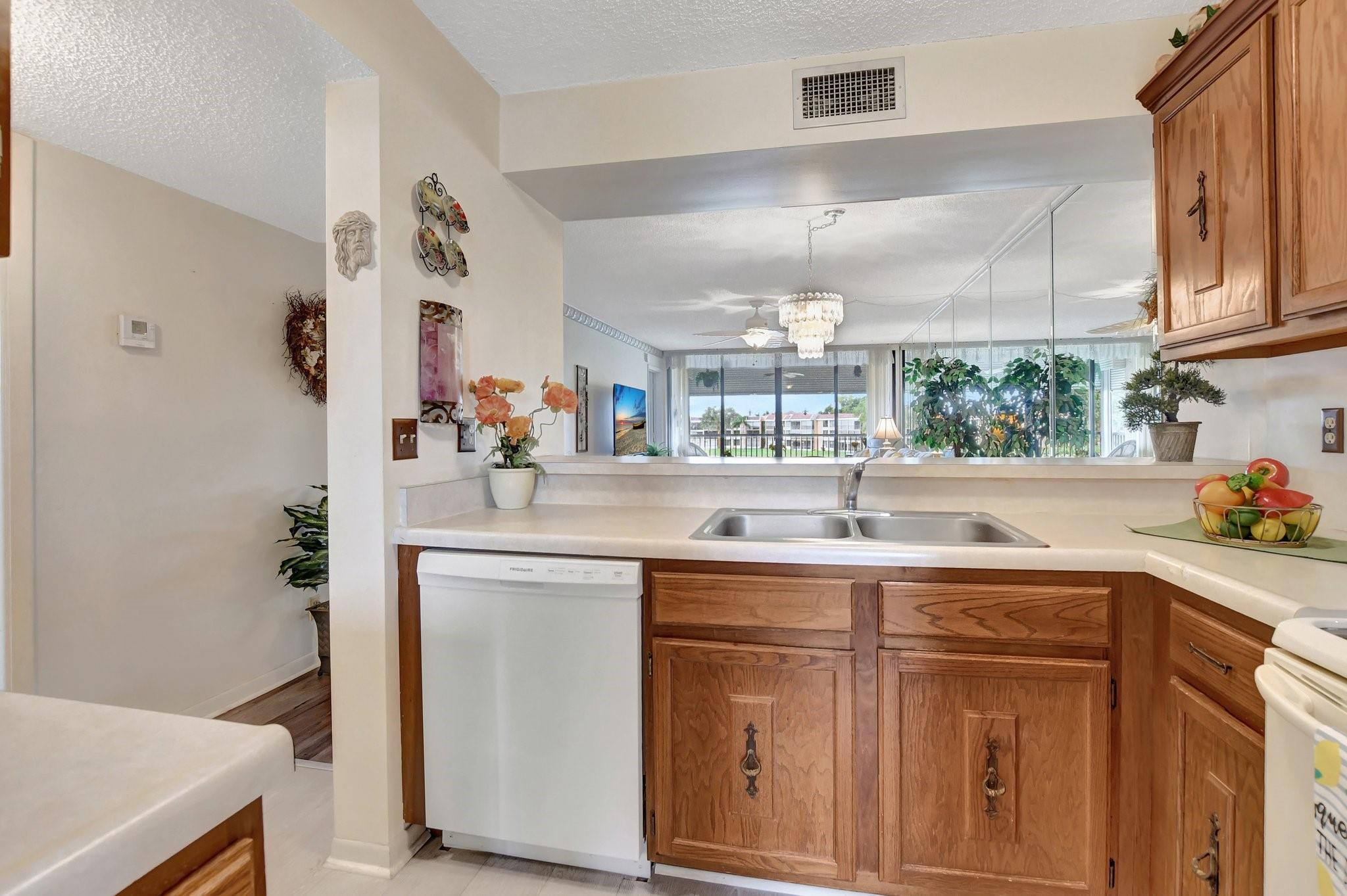 6033 Coral Lake Drive 6033