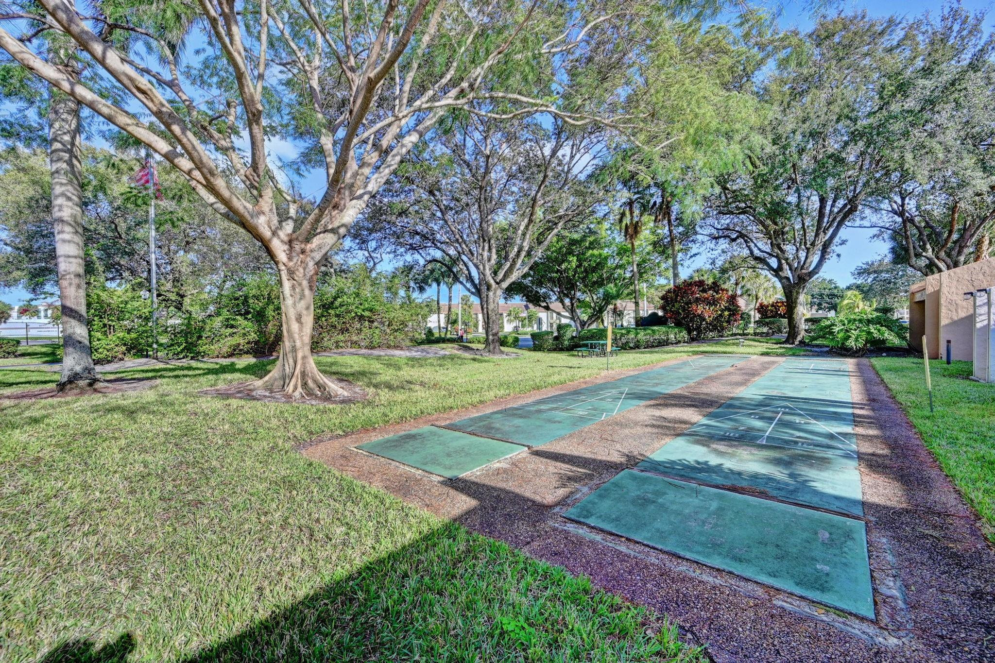 6033 Coral Lake Drive 6033