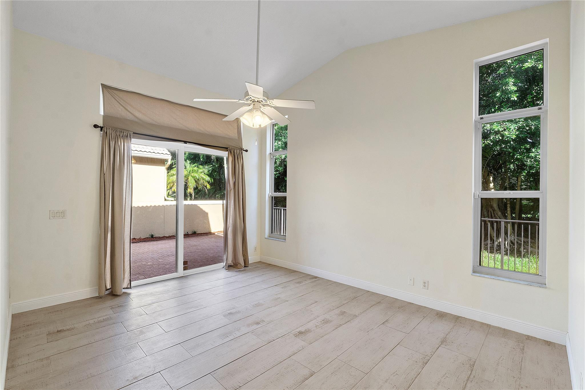 12117 NW 59th Street