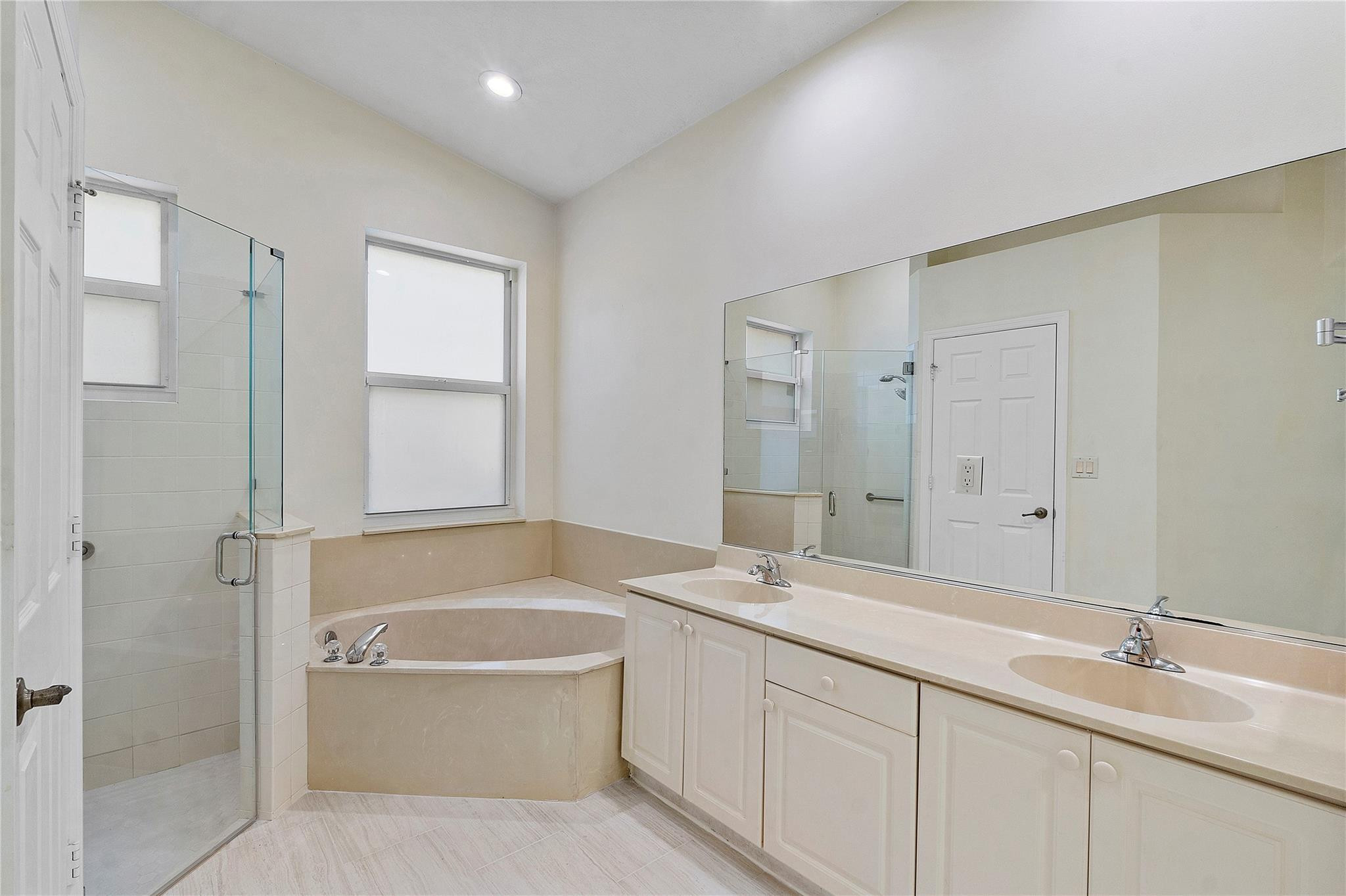 12117 NW 59th Street